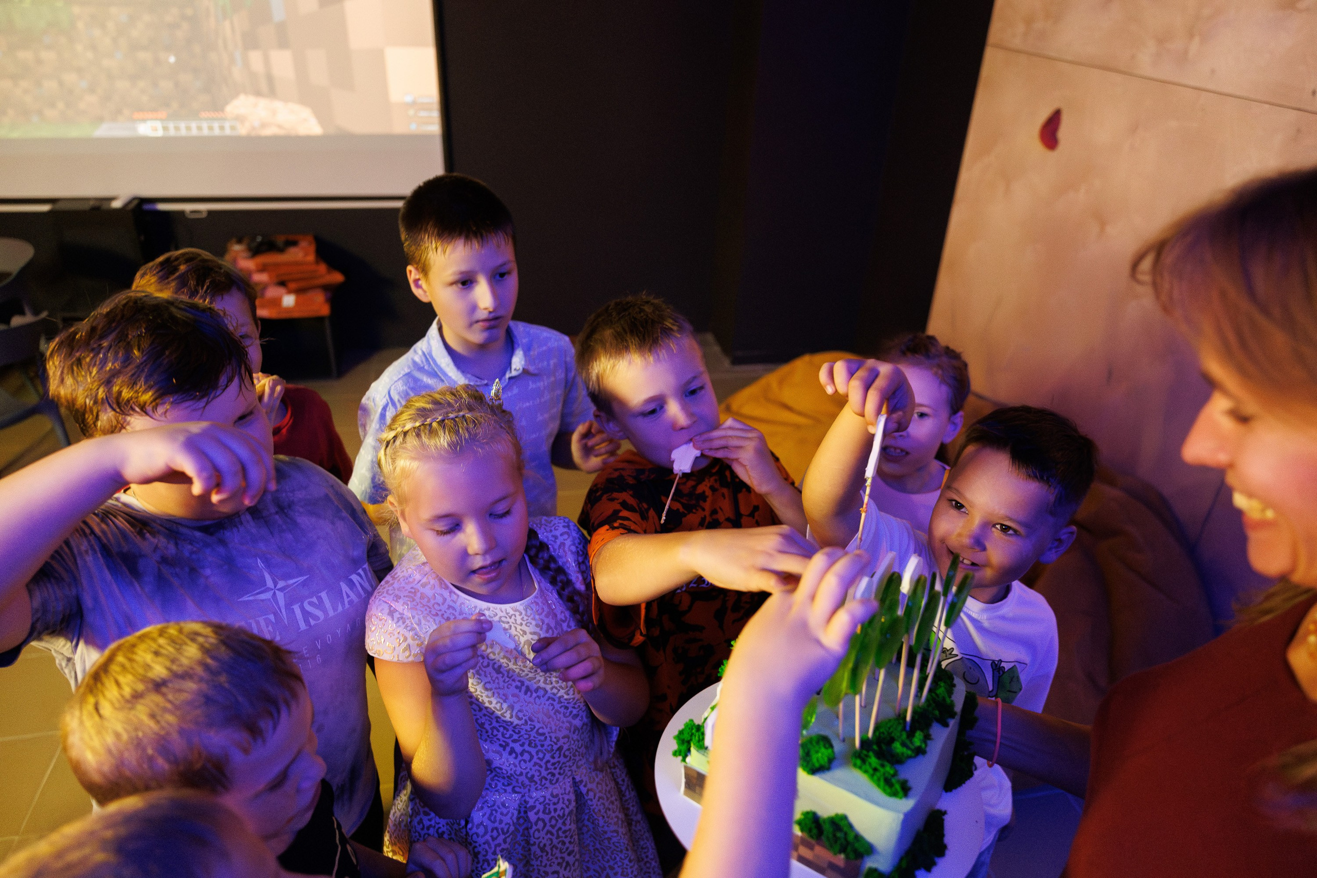 Детский день рождения в студии «Пиксель» в Оренбурге — фотосъёмка праздника