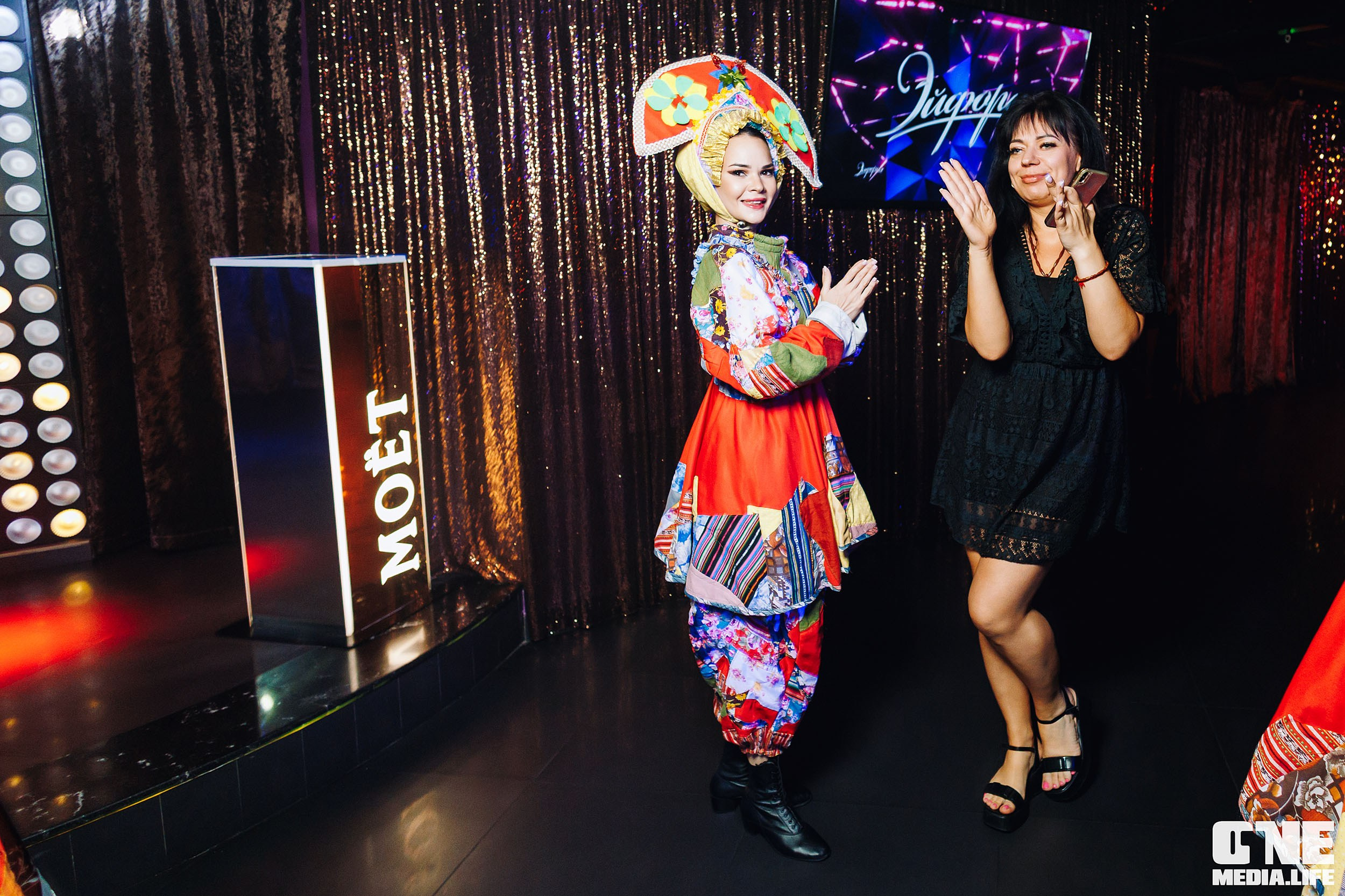 Фоторепортаж из караоке-клуба Эйфория. One Media Life: фоторепортажи, фотоотчеты с мероприятий и заведений