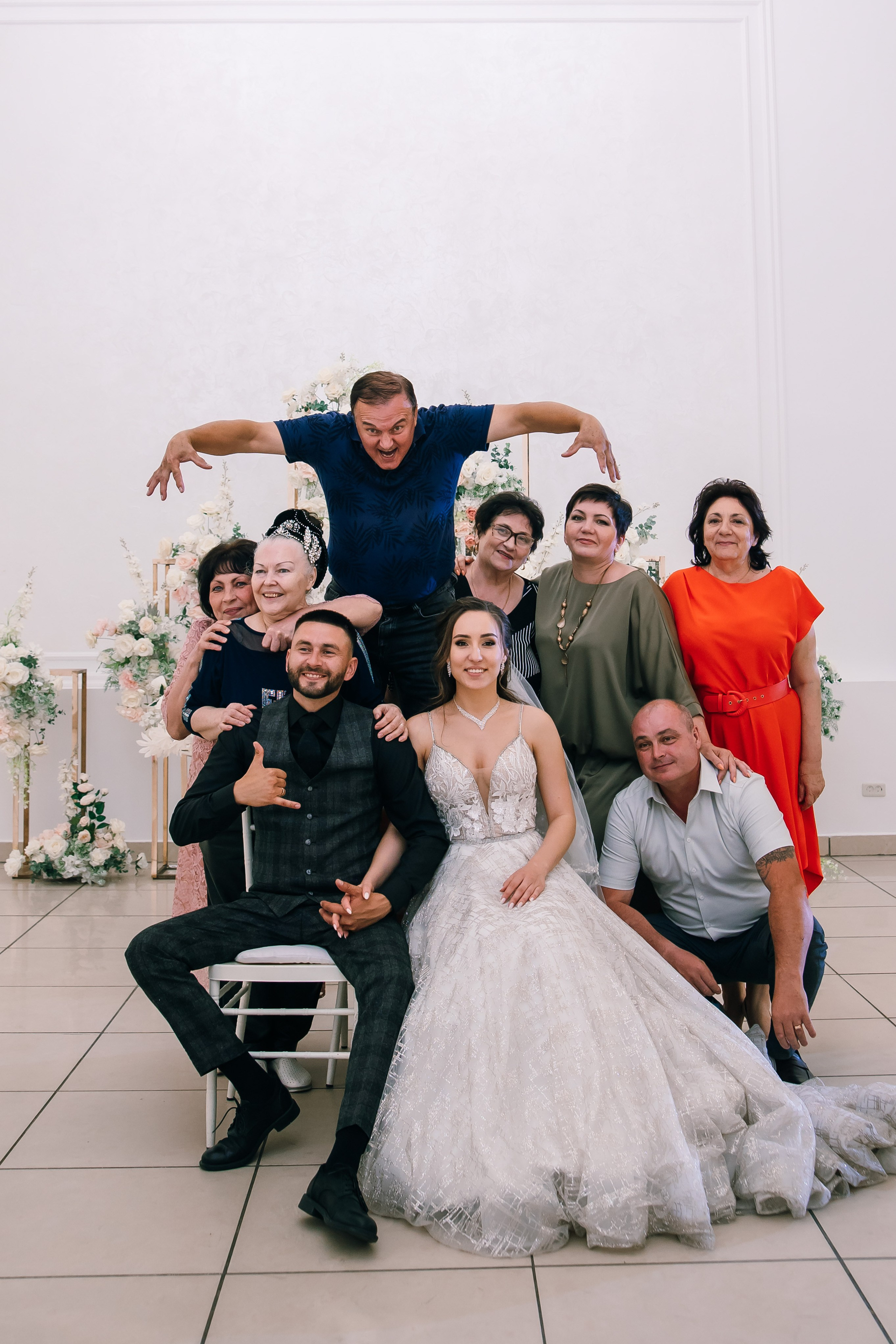 Репортаж свадьбы со сборов и до торта. Свадебный, семейный фотограф, контент съёмка. Екатеринбург. Елена Граф