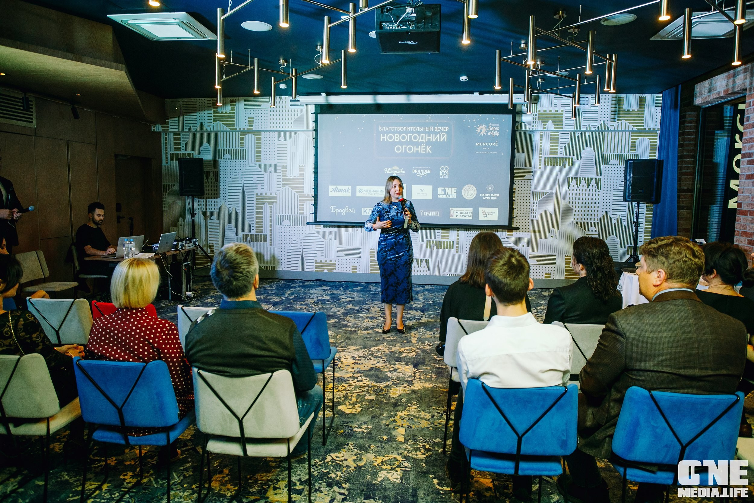 Новогодний Огонёк от Верю в Чудо. One Media Life: фоторепортажи, фотоотчеты с мероприятий и заведений