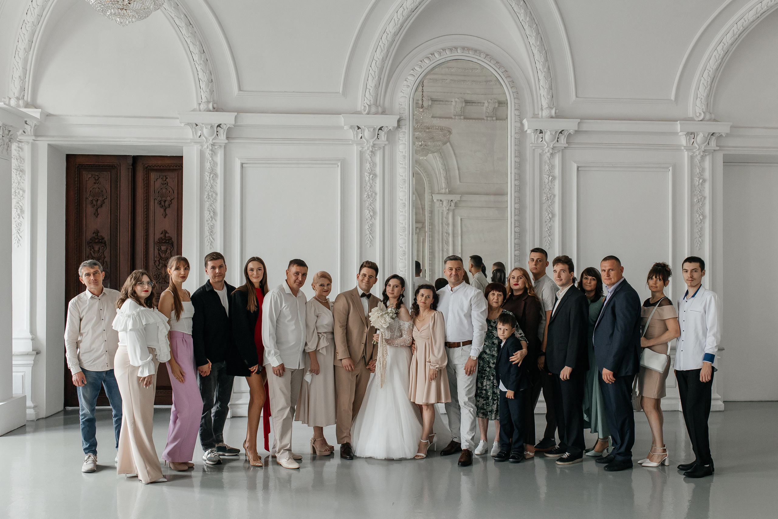 Свадебная фотосессия в Особняке Спиридонова