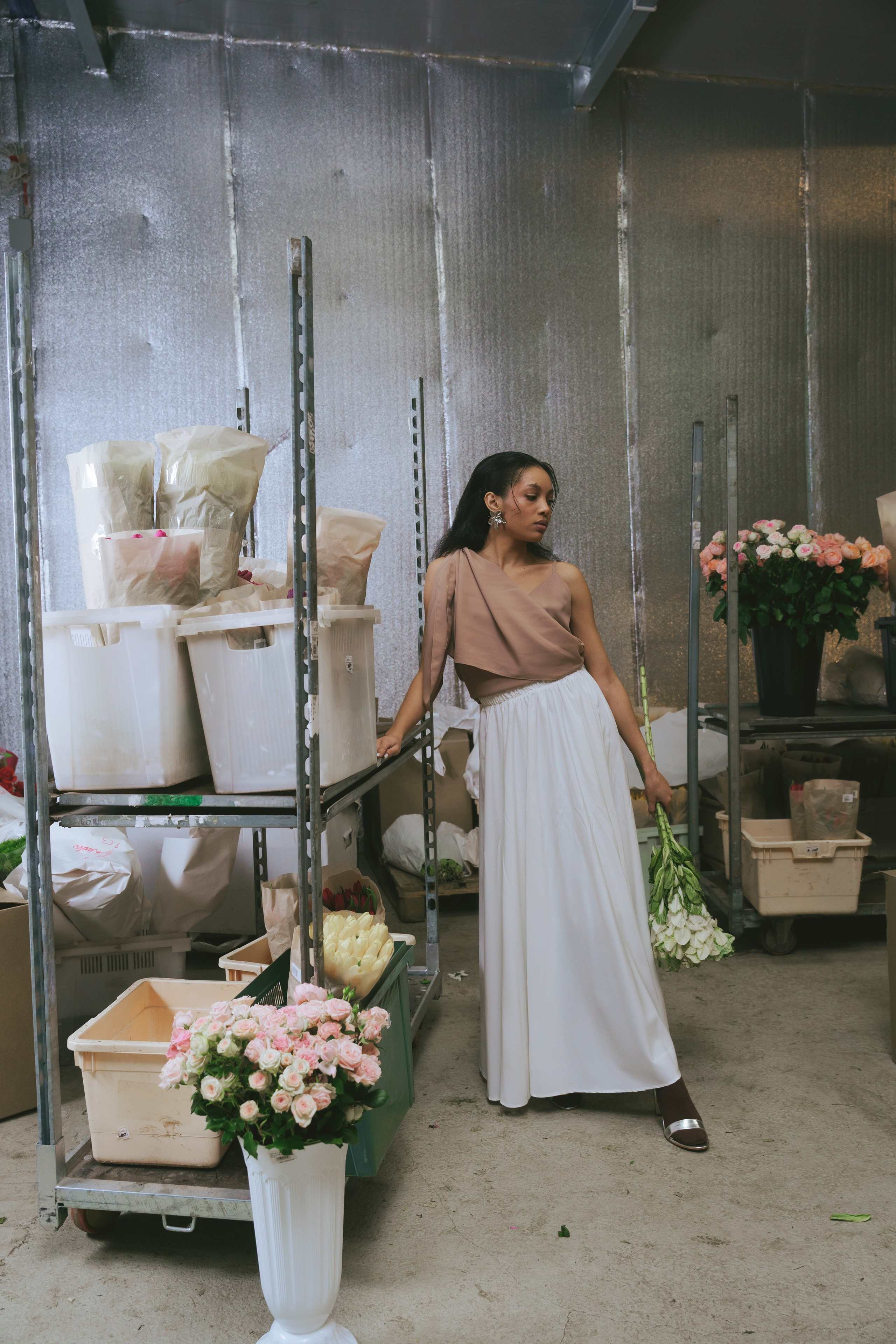 Стилизованная контент фотосессия для цветочной базы в Архангельске