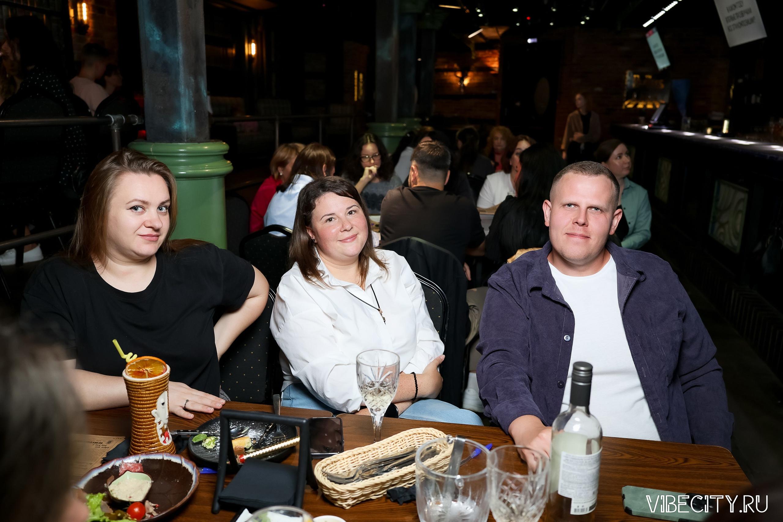 КВИЗ WHOIS. VIBECITY.RU Вайб Сити Ру Фоторепортажи Фотоотчеты Калининград