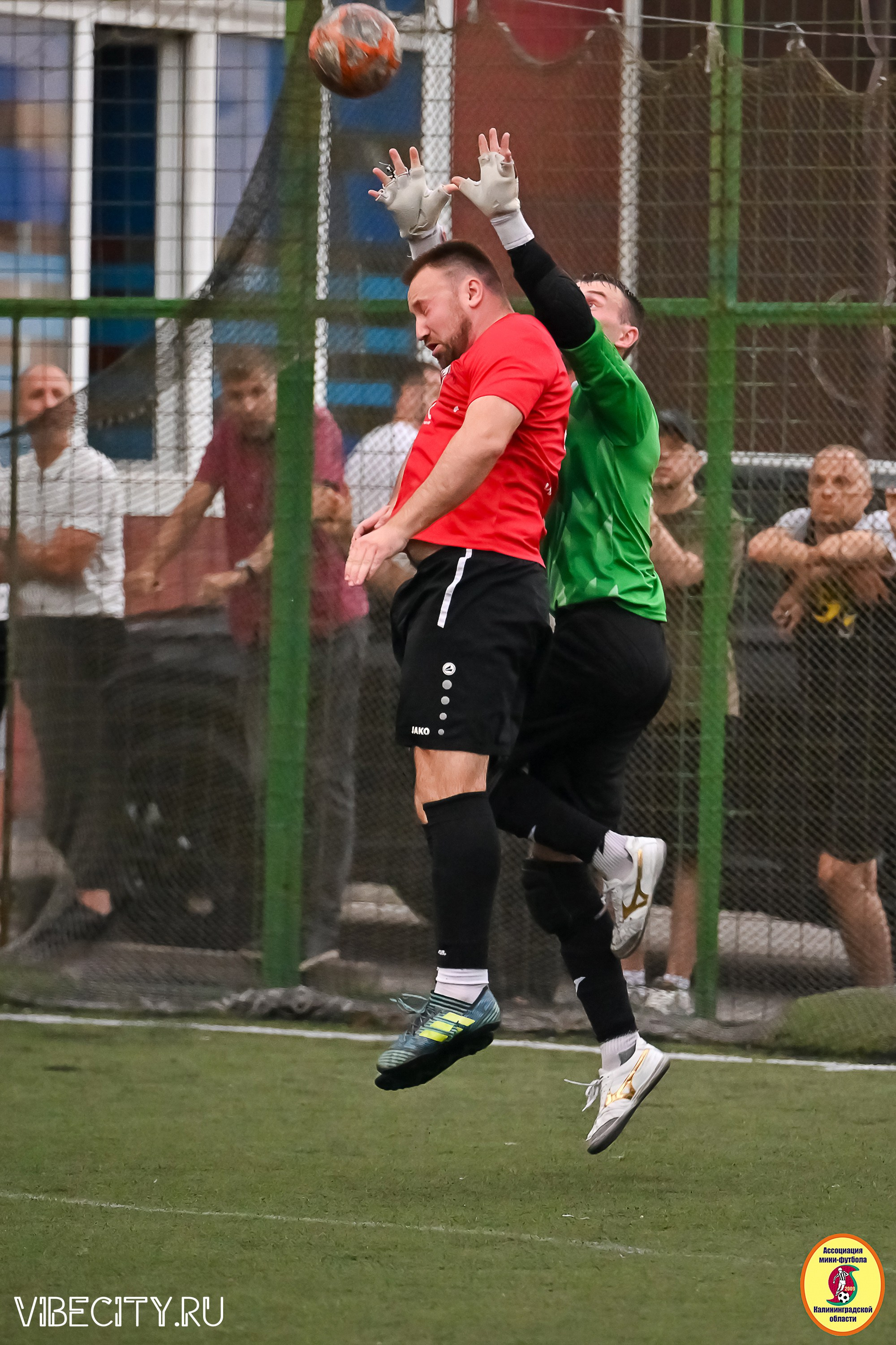 ИГРЫ МИНИ-ФУТБОЛЬНОЙ И КОРПОРАТИВНОЙ ЛИГИ. VIBECITY.RU Вайб Сити Ру Фоторепортажи Фотоотчеты Калининград