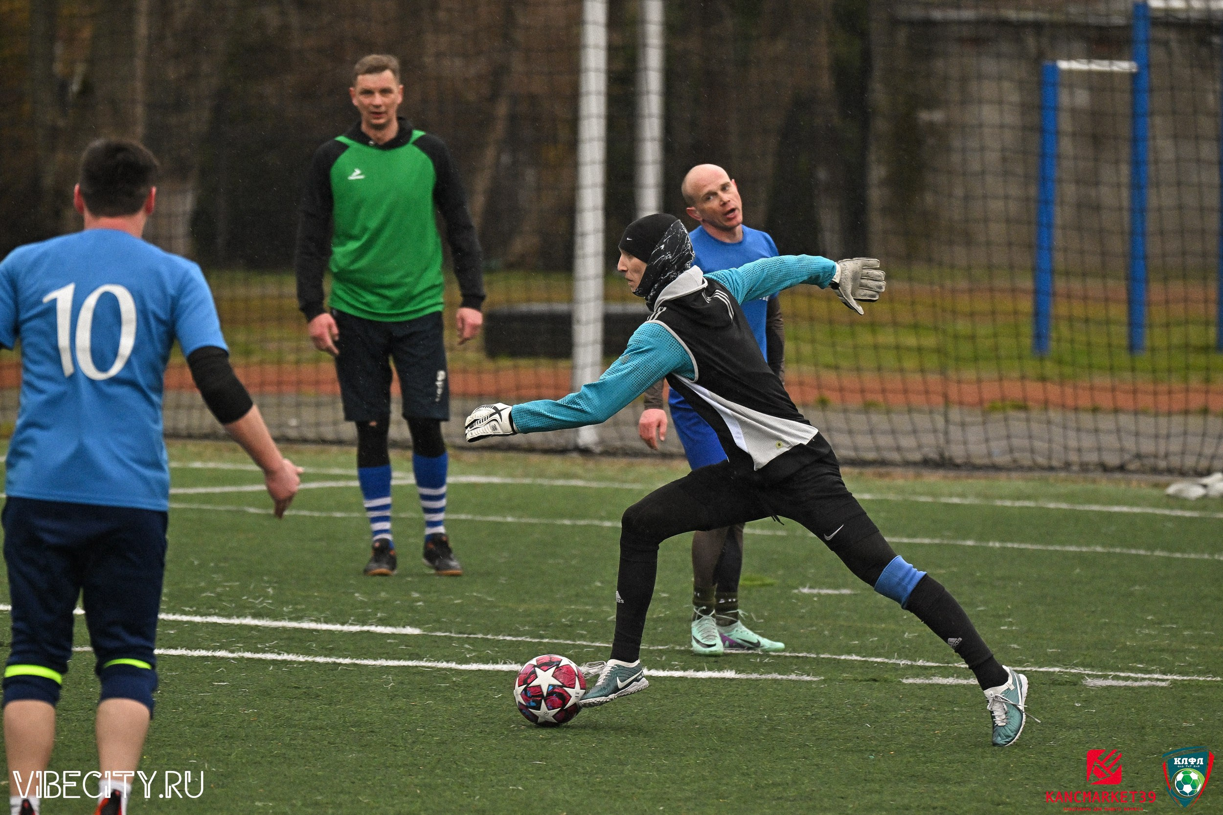 XX ЧЕМПИОНАТ КАЛИНИНГРАДСКОЙ ЛФЛ КАНЦМАРКЕТ39 сезона 2024–2025 гг. VIBECITY.RU Вайб Сити Ру Фоторепортажи Фотоотчеты Калининград