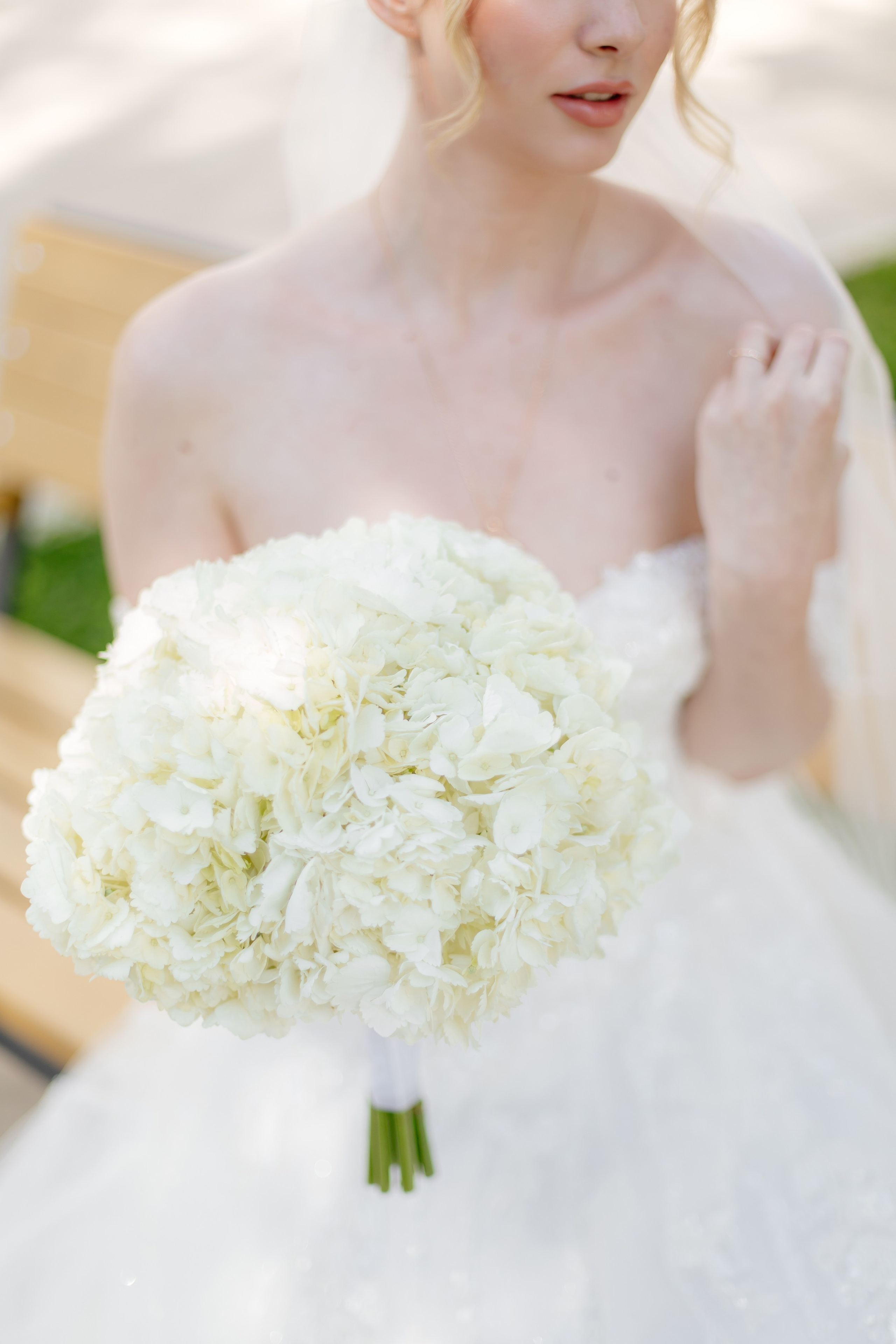 Молодожены: Даниил и Вера в парке Зеленограда. Свадебный фотограф Александр Абрамов Москва / Зеленоград