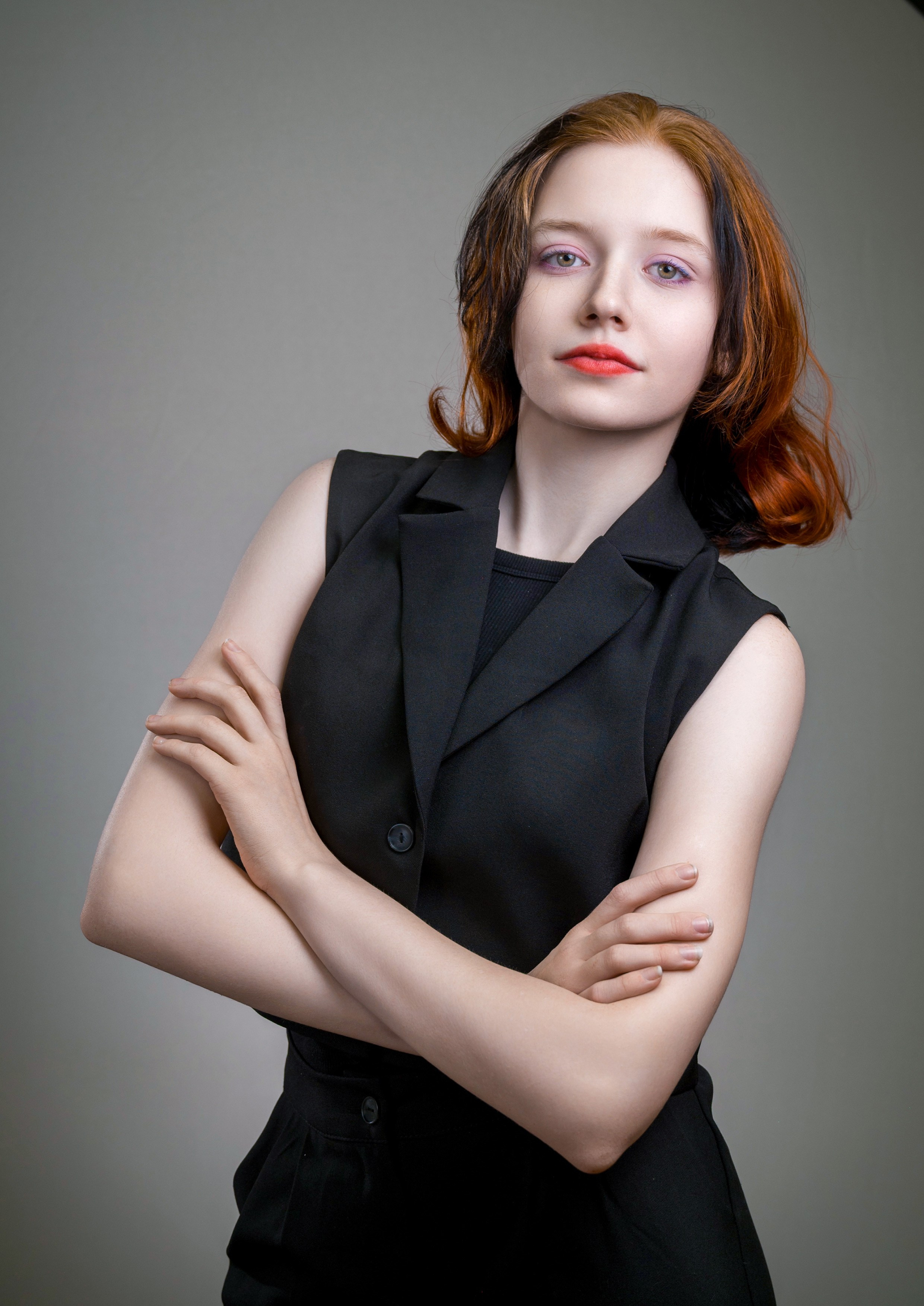 Фотографии старшеклассников для выпускных альбомов Нижневартовск | Портфолио. AR-t студия «Альбом+», г. Нижневартовск