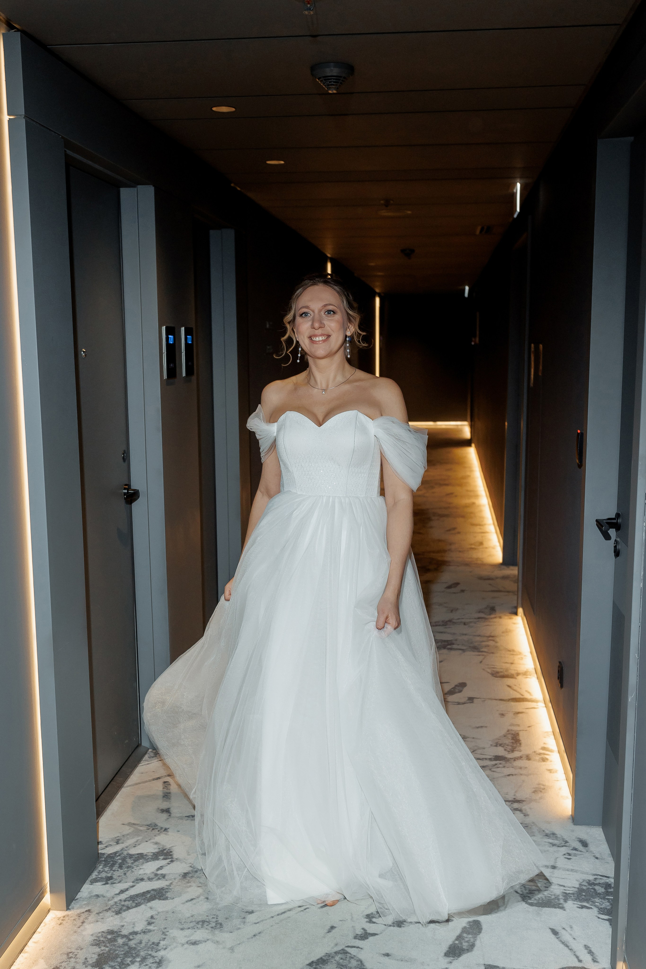 Свадебная фотосессия в отеле Мовенпик Москва Таганская