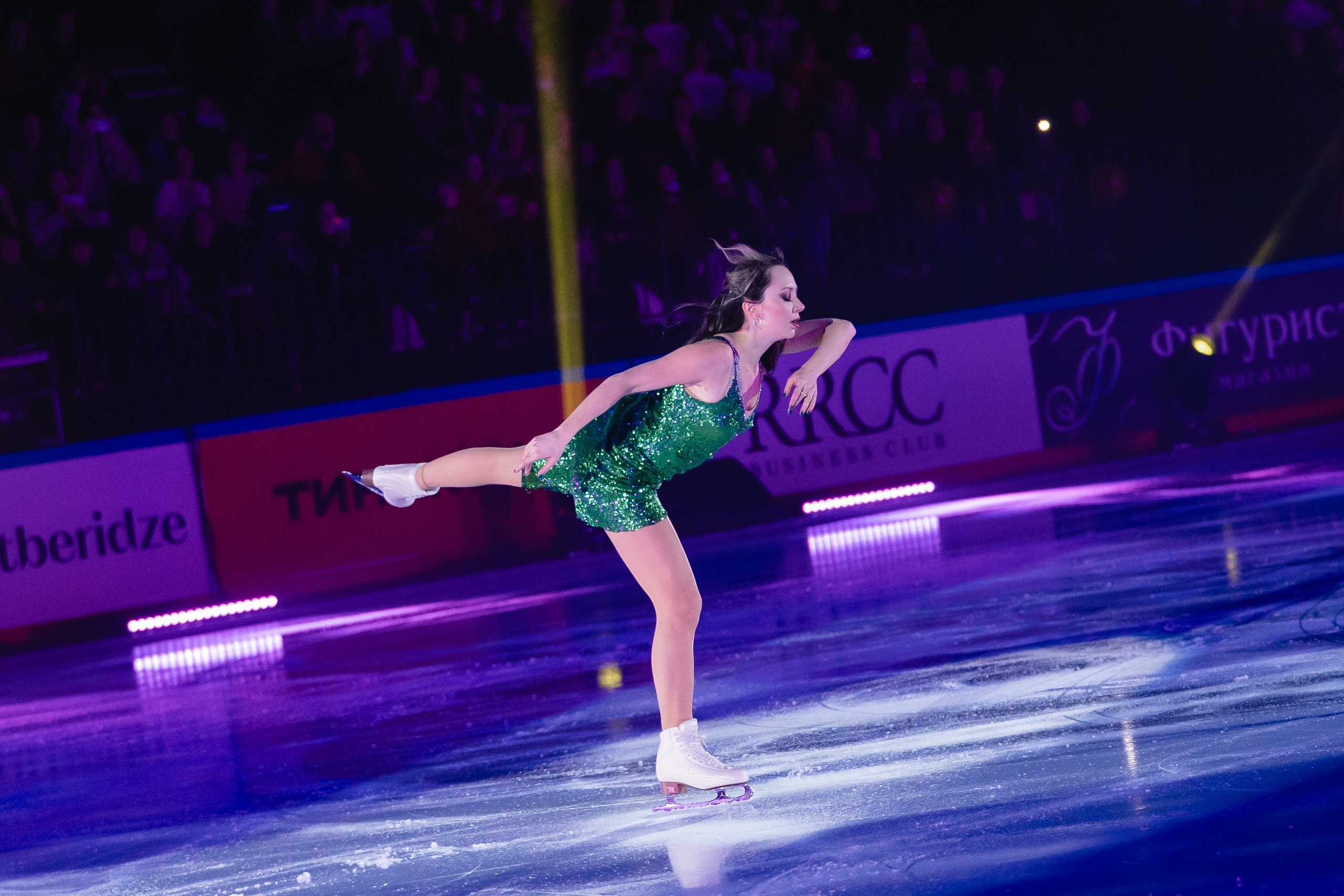 Шоу «Чемпионы на льду» в Новосибирске. Воробьева Ксения — Спортивный и танцевальный фотограф Новосибирск