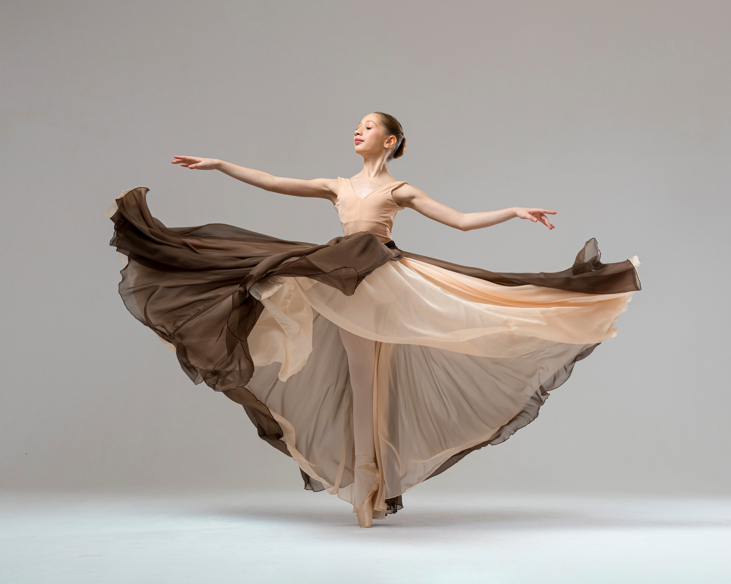Кофейная воздушная юбка напрокат бесплатно. Балетный фотограф Алина Ханько — Душа Балета