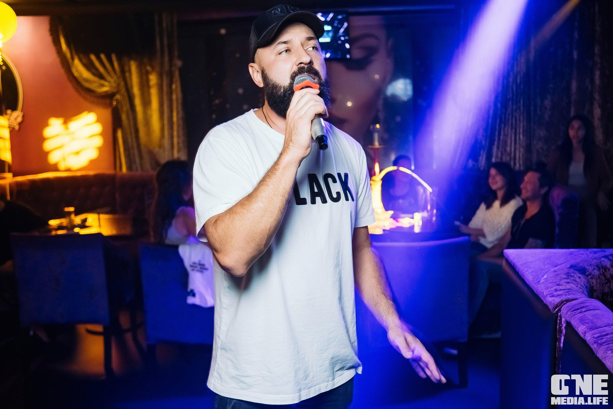 Фоторепортаж из караоке-клуба Эйфория. One Media Life: фоторепортажи, фотоотчеты с мероприятий и заведений