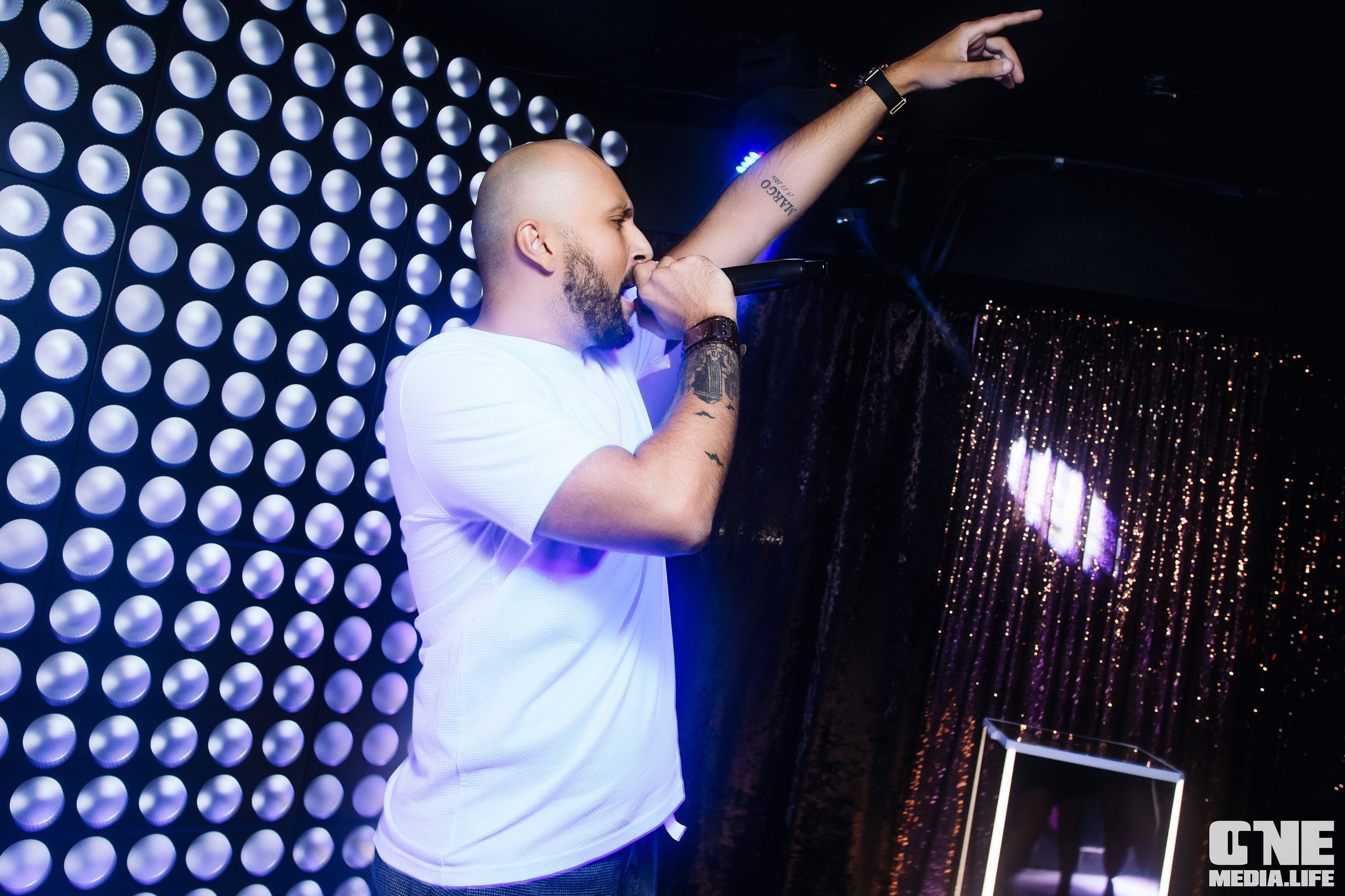 Фоторепортаж из караоке-клуба Эйфория. One Media Life: фоторепортажи, фотоотчеты с мероприятий и заведений