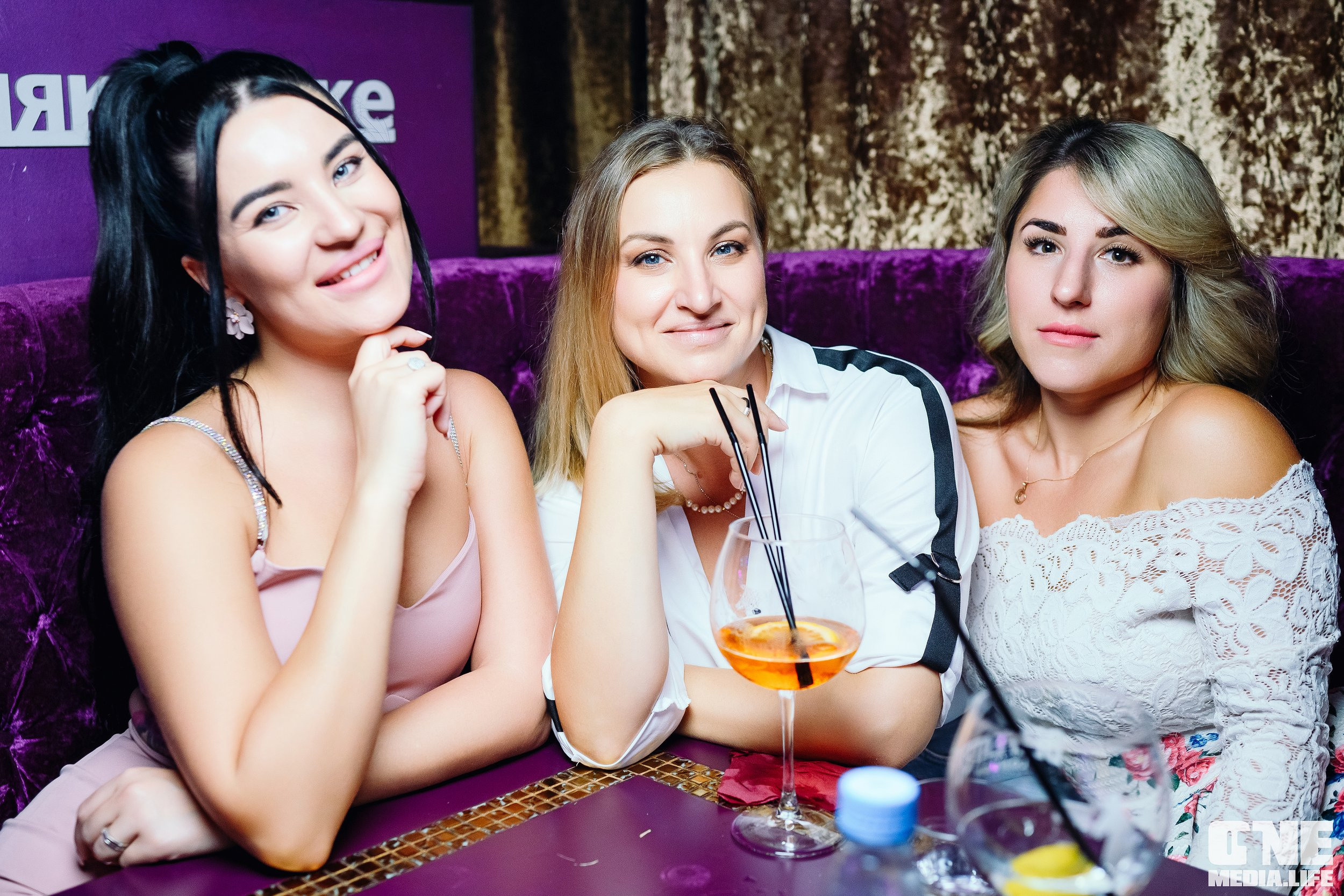 Фоторепортаж из караоке-клуба Эйфория. One Media Life: фоторепортажи, фотоотчеты с мероприятий и заведений