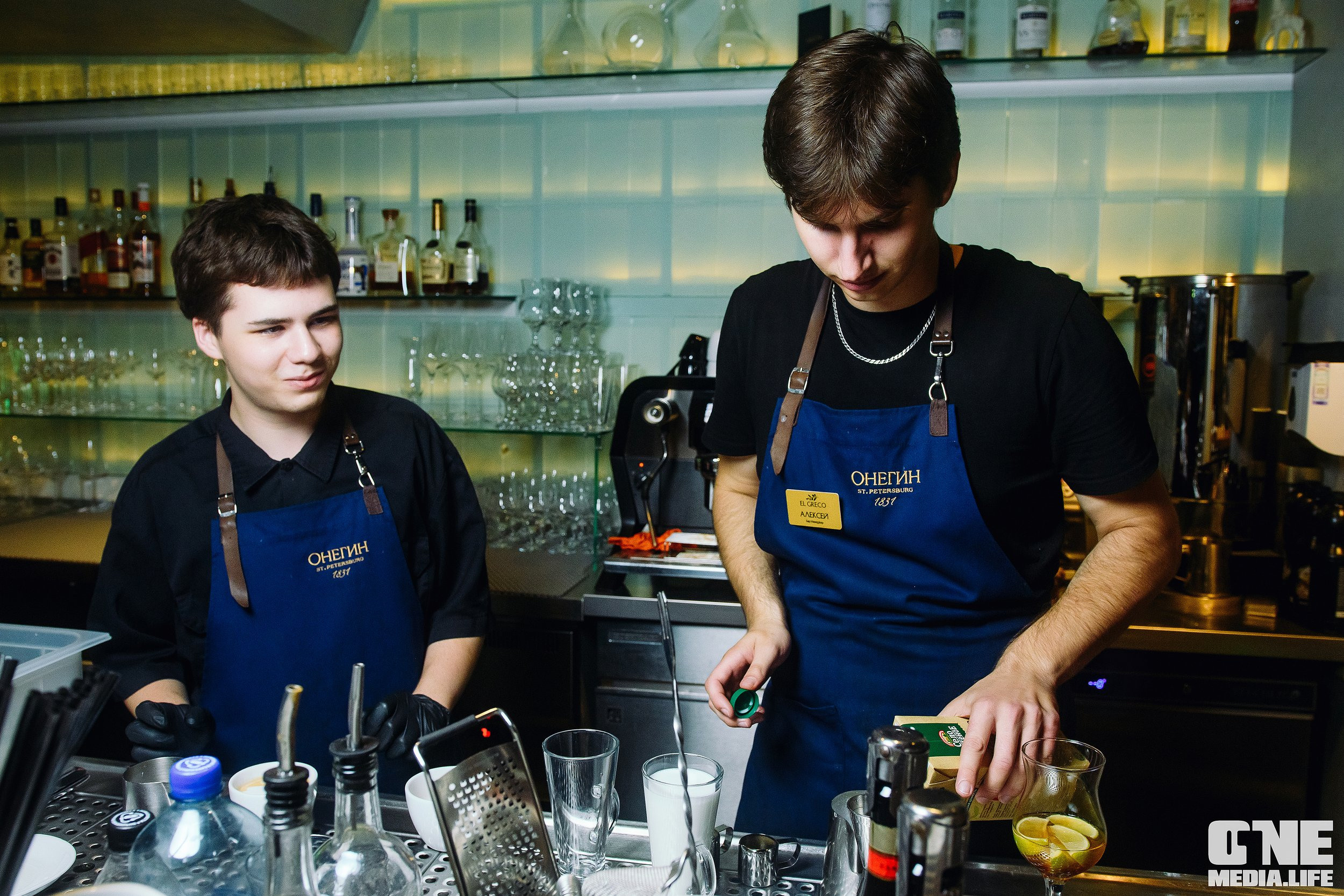 Большая греческая вечеринка в El Greco. One Media Life: фоторепортажи, фотоотчеты с мероприятий и заведений