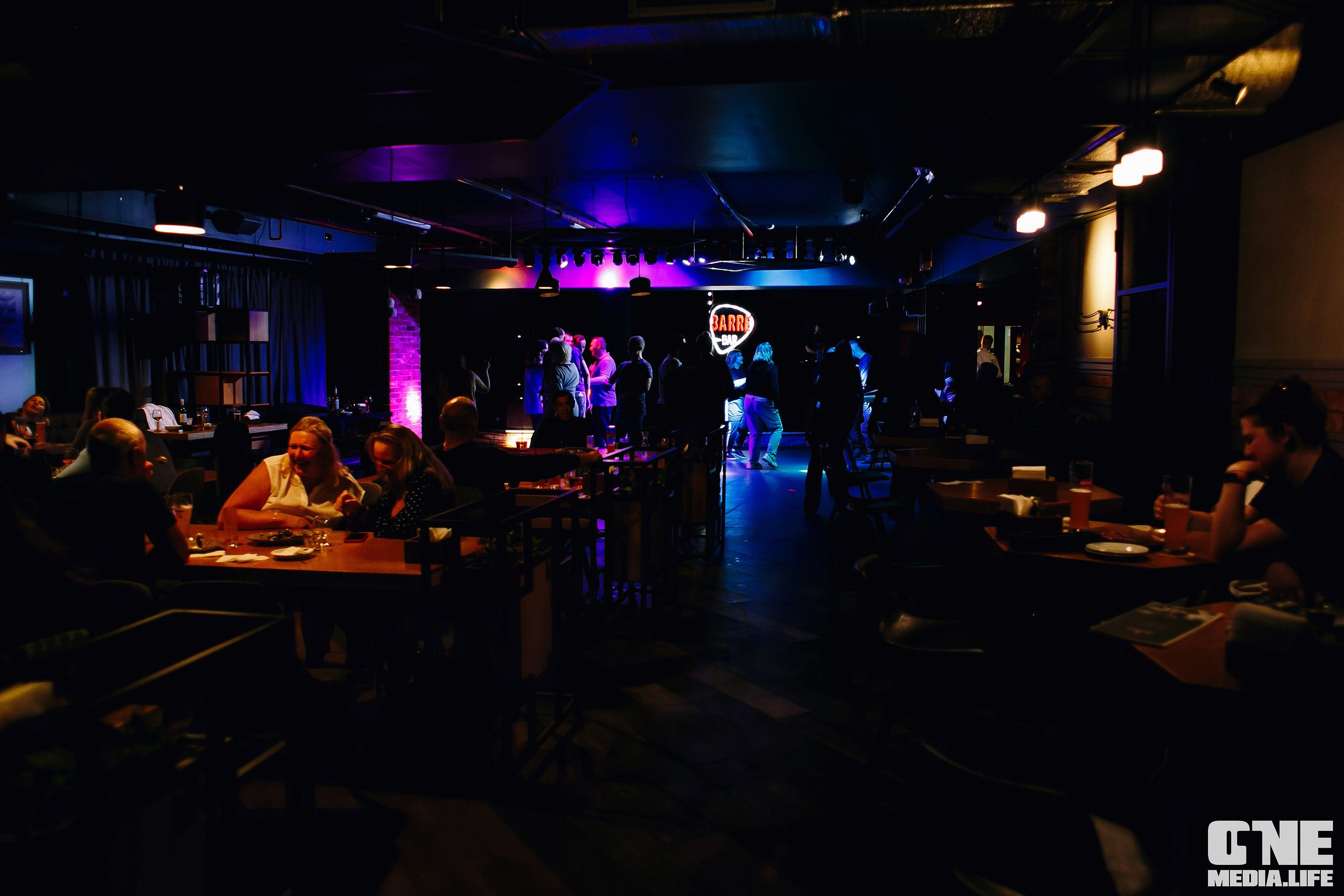 Фоторепортаж из бара Барре. One Media Life: фоторепортажи, фотоотчеты с мероприятий и заведений