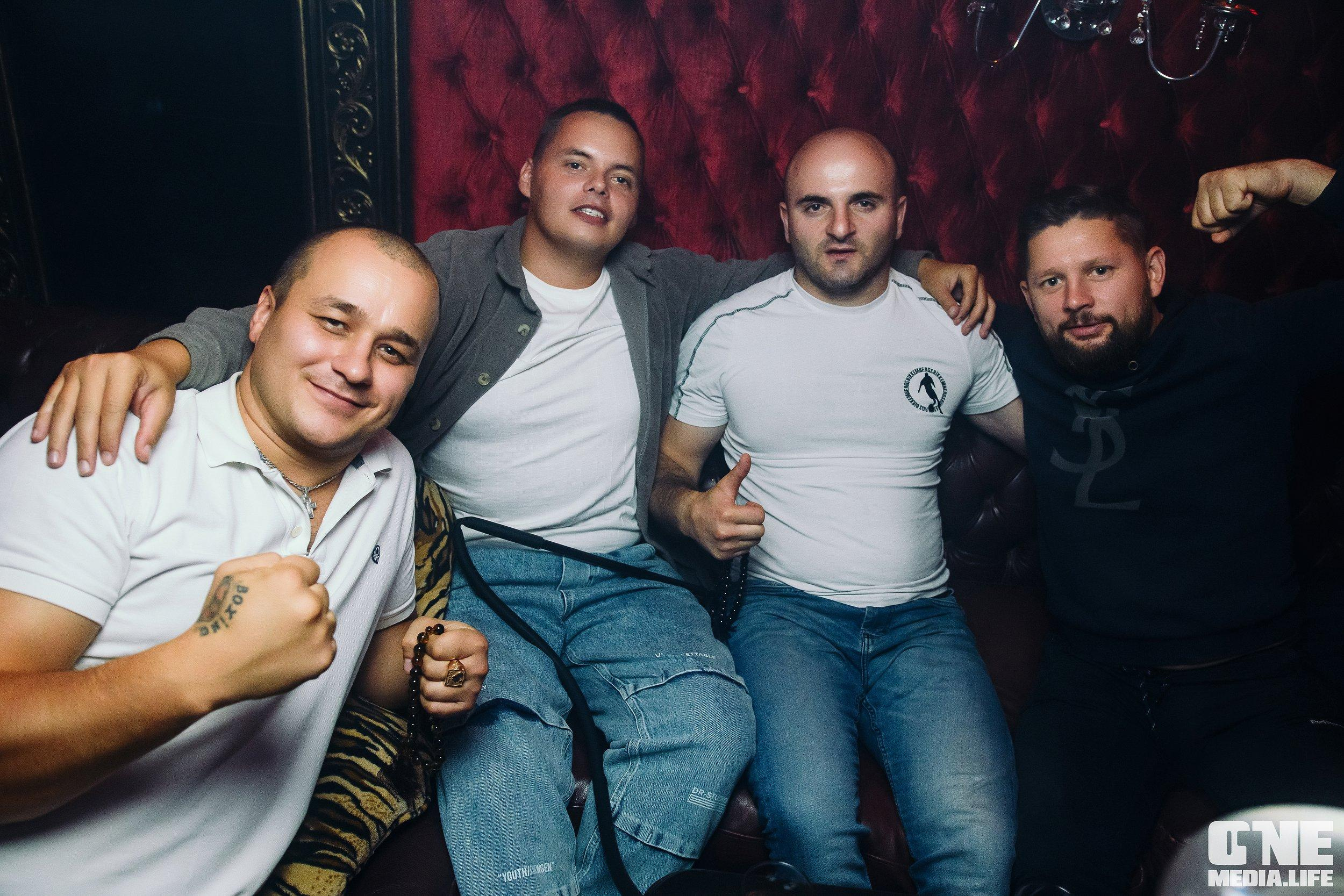 Фоторепортаж из Планеты. One Media Life: фоторепортажи, фотоотчеты с мероприятий и заведений