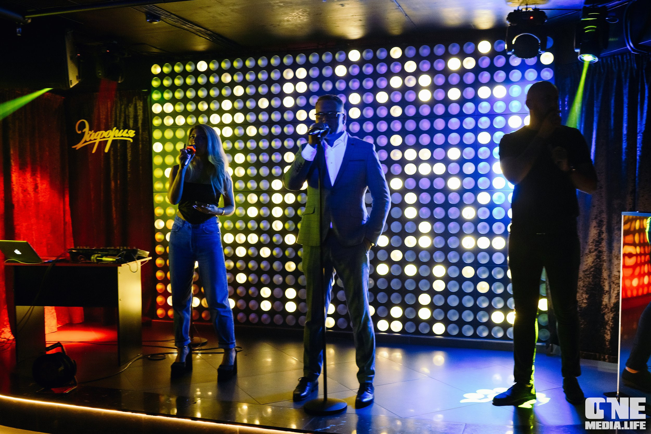 Репортаж из караоке-клуба Эйфория. One Media Life: фоторепортажи, фотоотчеты с мероприятий и заведений