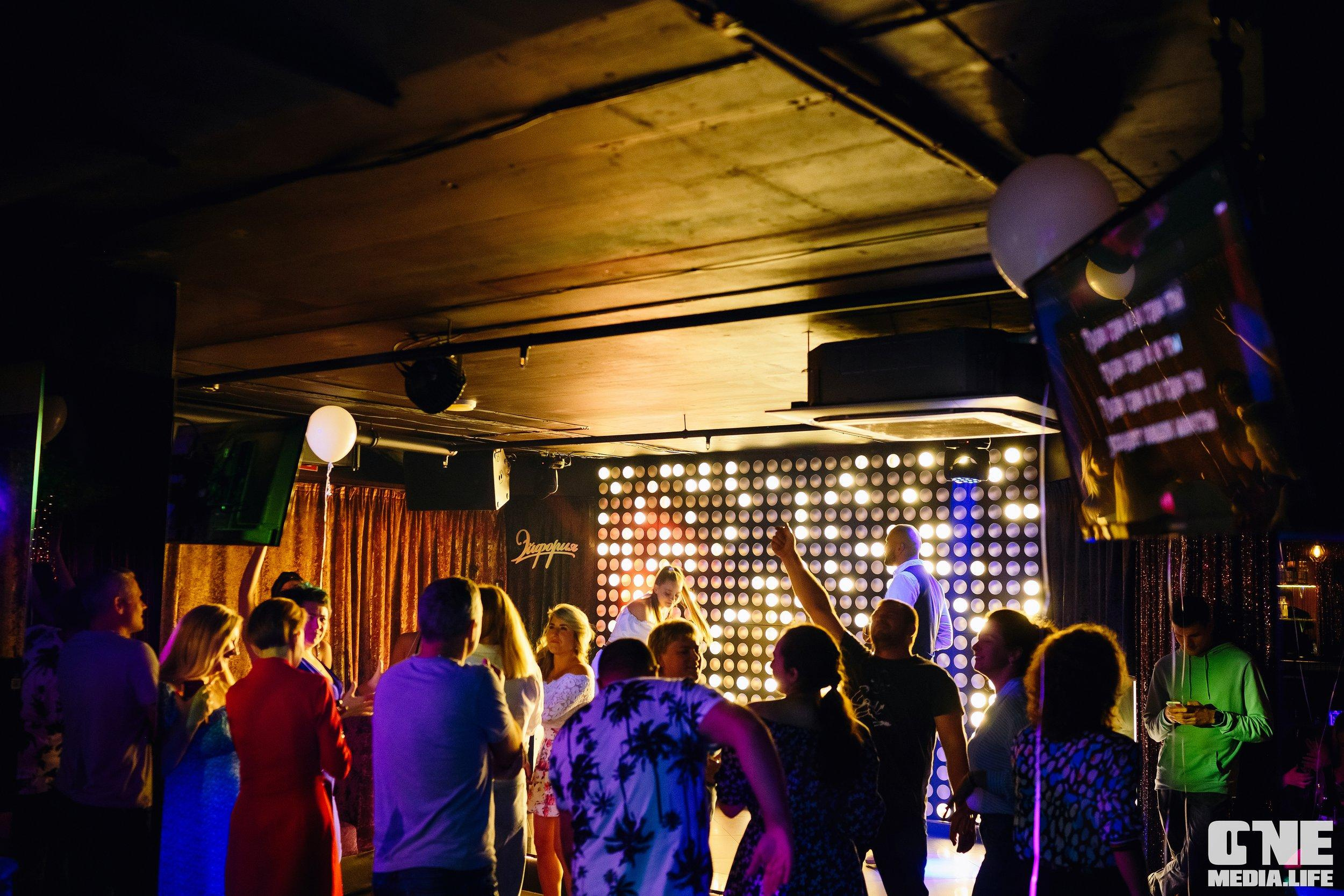 Фоторепортаж из караоке-клуба Эйфория. One Media Life: фоторепортажи, фотоотчеты с мероприятий и заведений