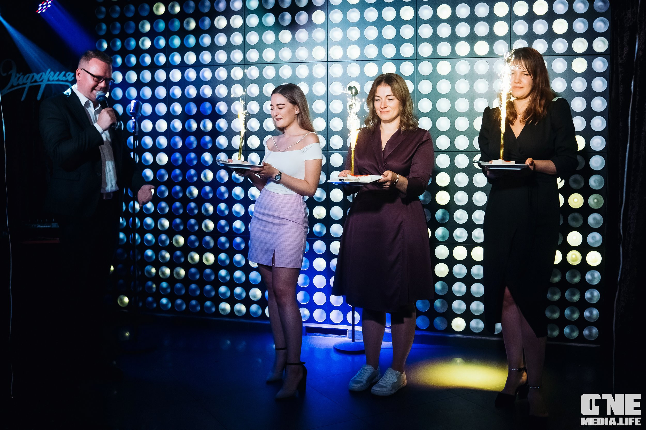 Фоторепортаж из караоке-клуба Эйфория. One Media Life: фоторепортажи, фотоотчеты с мероприятий и заведений