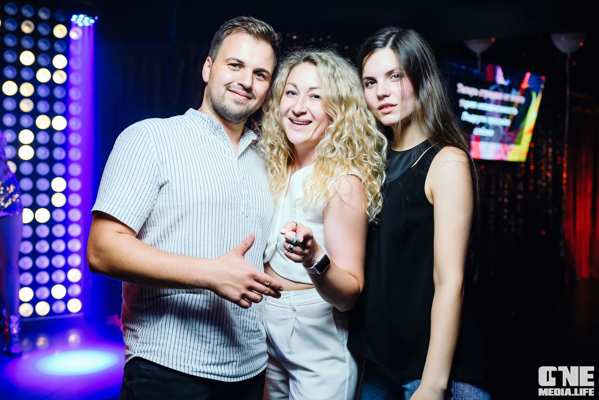 Фоторепортаж из караоке-клуба Эйфория. One Media Life: фоторепортажи, фотоотчеты с мероприятий и заведений