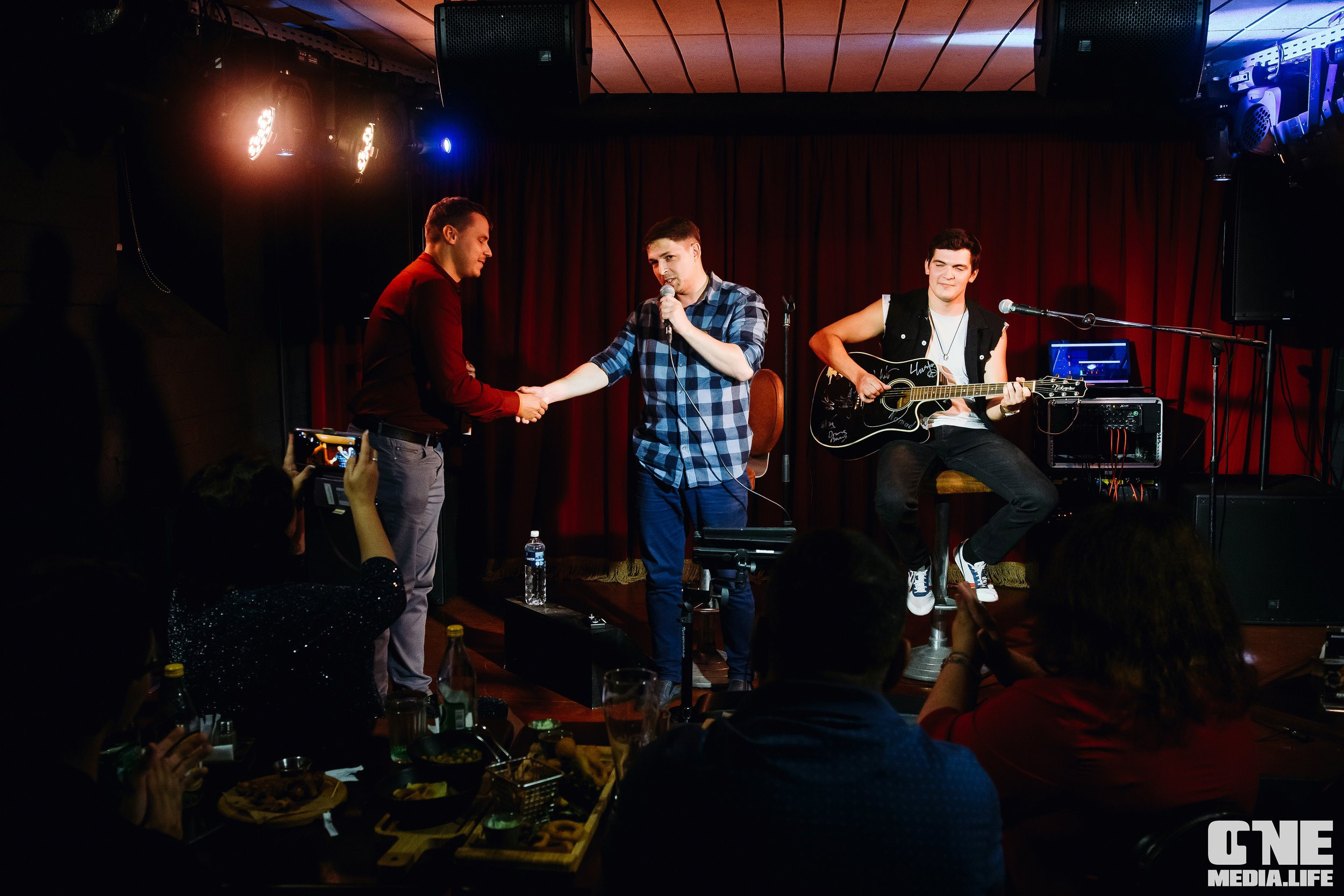 Фоторепортаж с концерта в Dreadnought Bar. One Media Life: фоторепортажи, фотоотчеты с мероприятий и заведений