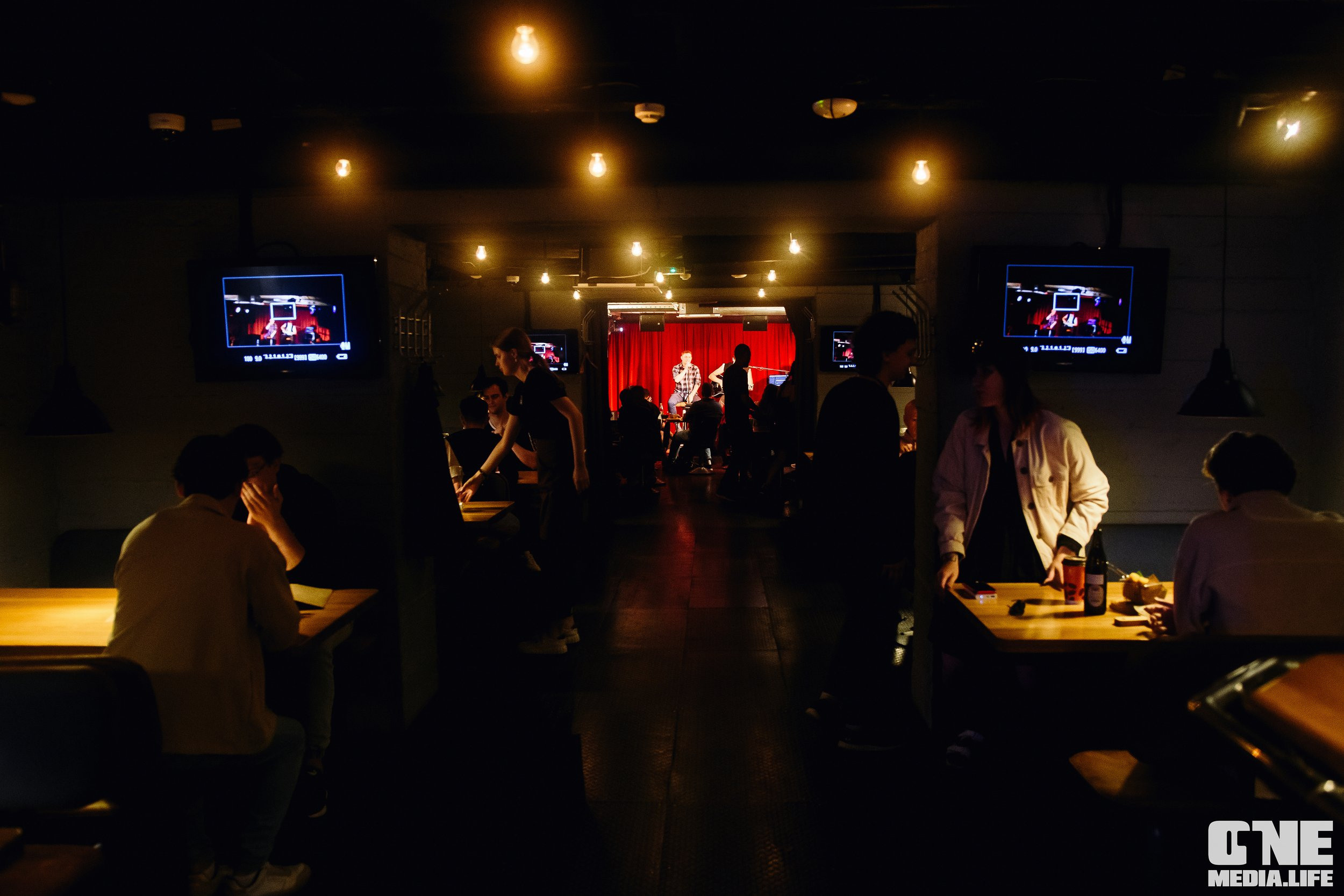 Фоторепортаж с концерта в Dreadnought Bar. One Media Life: фоторепортажи, фотоотчеты с мероприятий и заведений