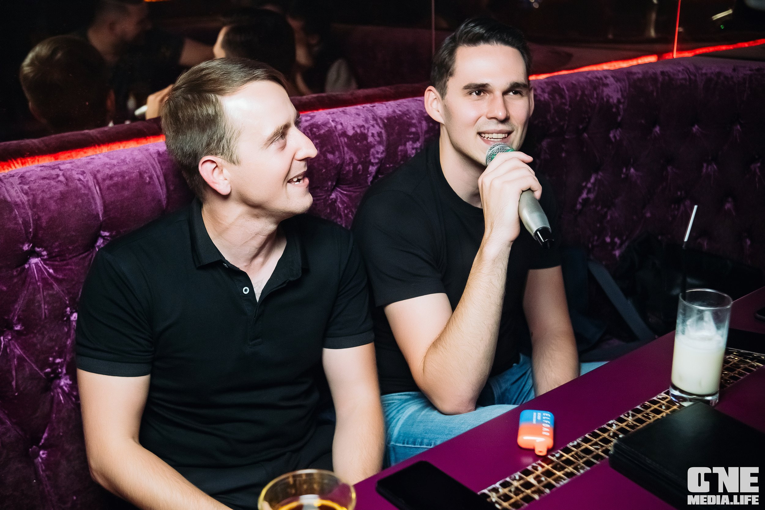 Фоторепортаж из караоке-клуба Эйфория. One Media Life: фоторепортажи, фотоотчеты с мероприятий и заведений