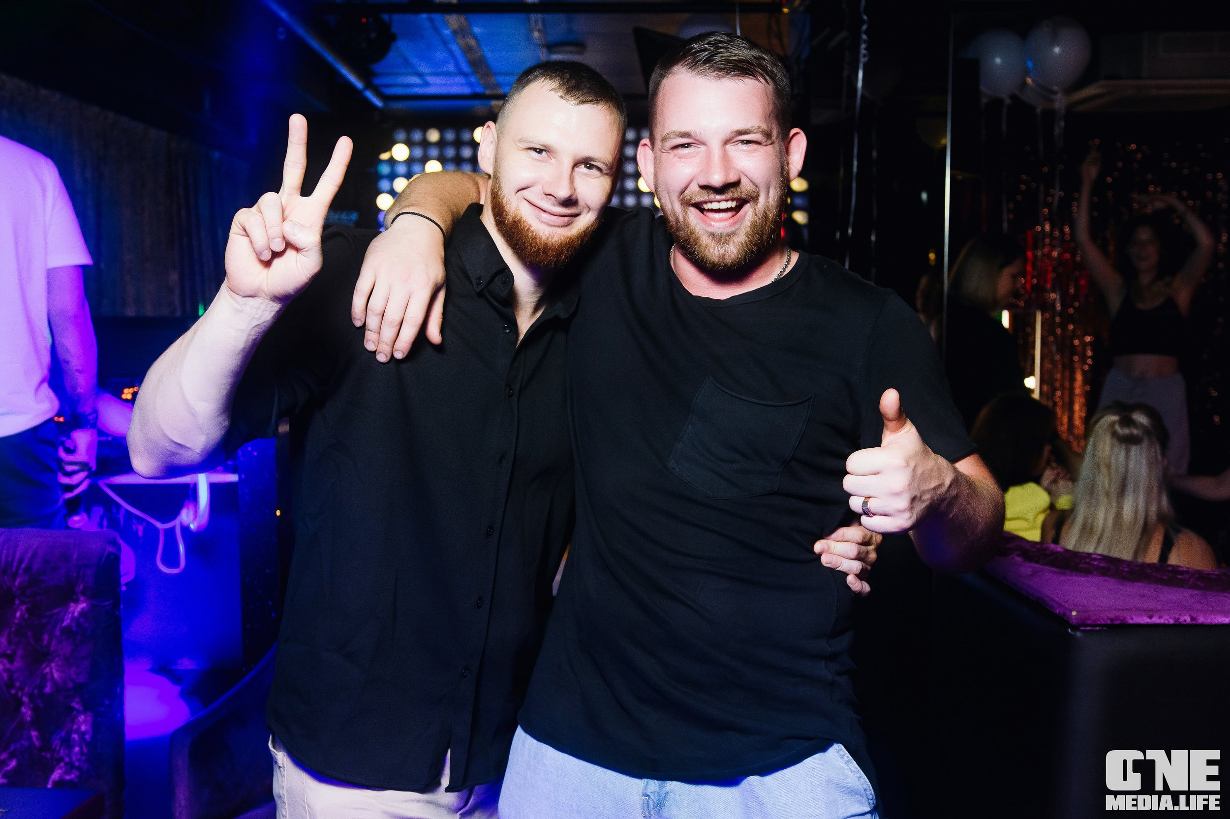 Фоторепортаж из караоке-клуба Эйфория. One Media Life: фоторепортажи, фотоотчеты с мероприятий и заведений