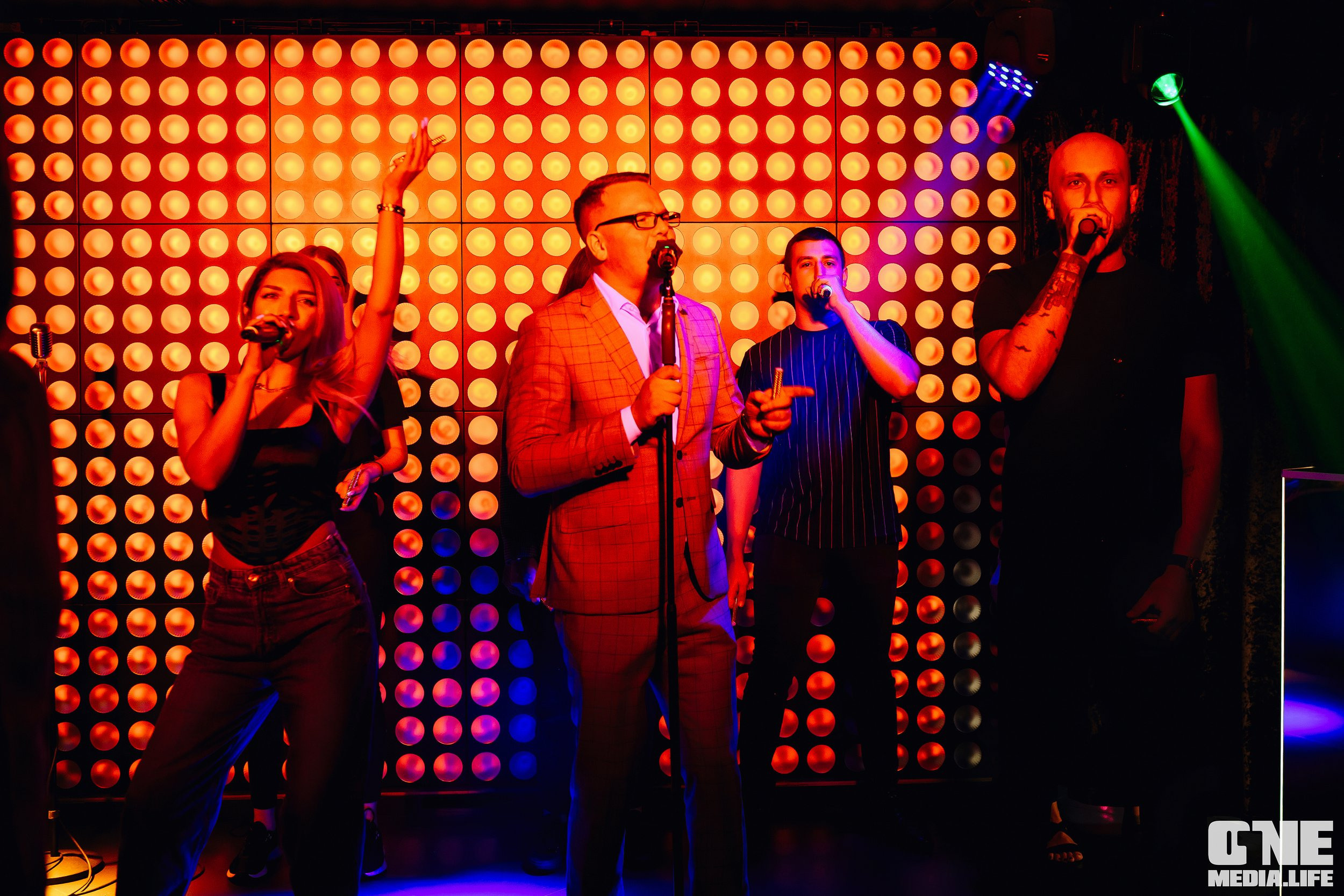 Репортаж из караоке-клуба Эйфория. One Media Life: фоторепортажи, фотоотчеты с мероприятий и заведений
