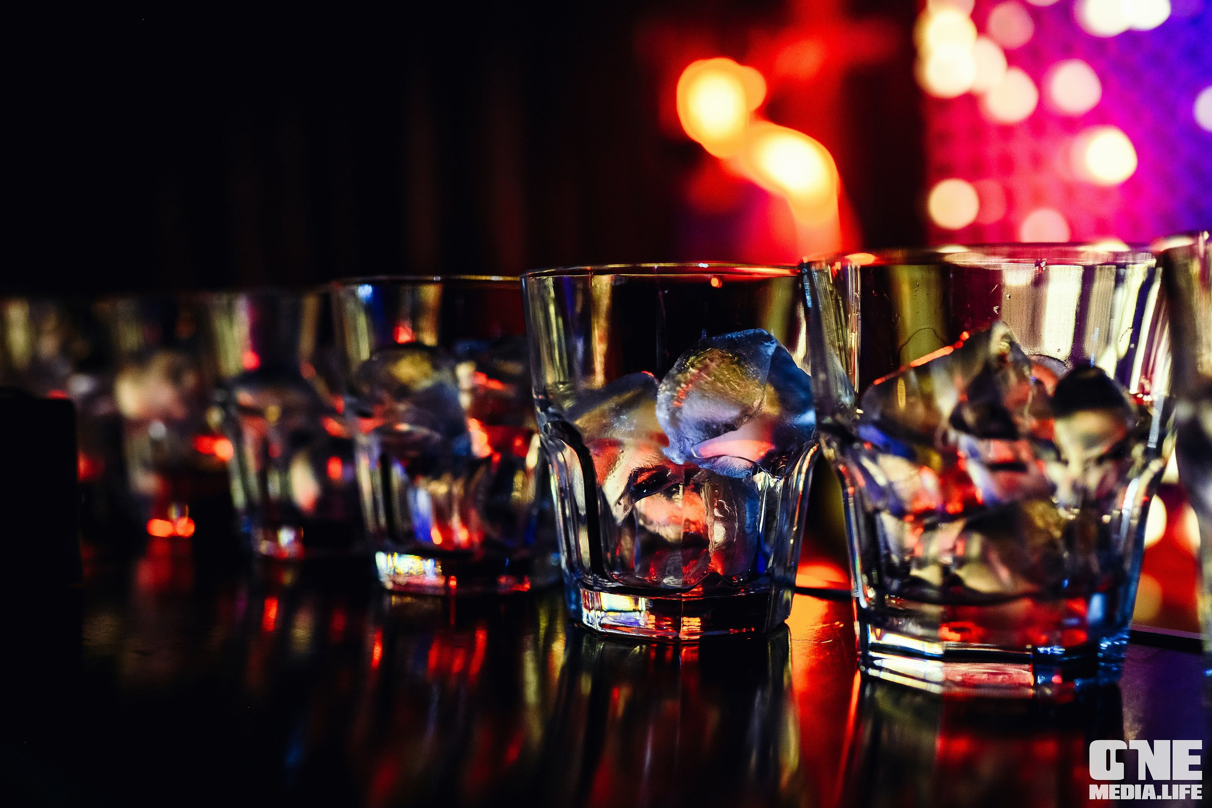 Репортаж из караоке-клуба Эйфория. One Media Life: фоторепортажи, фотоотчеты с мероприятий и заведений