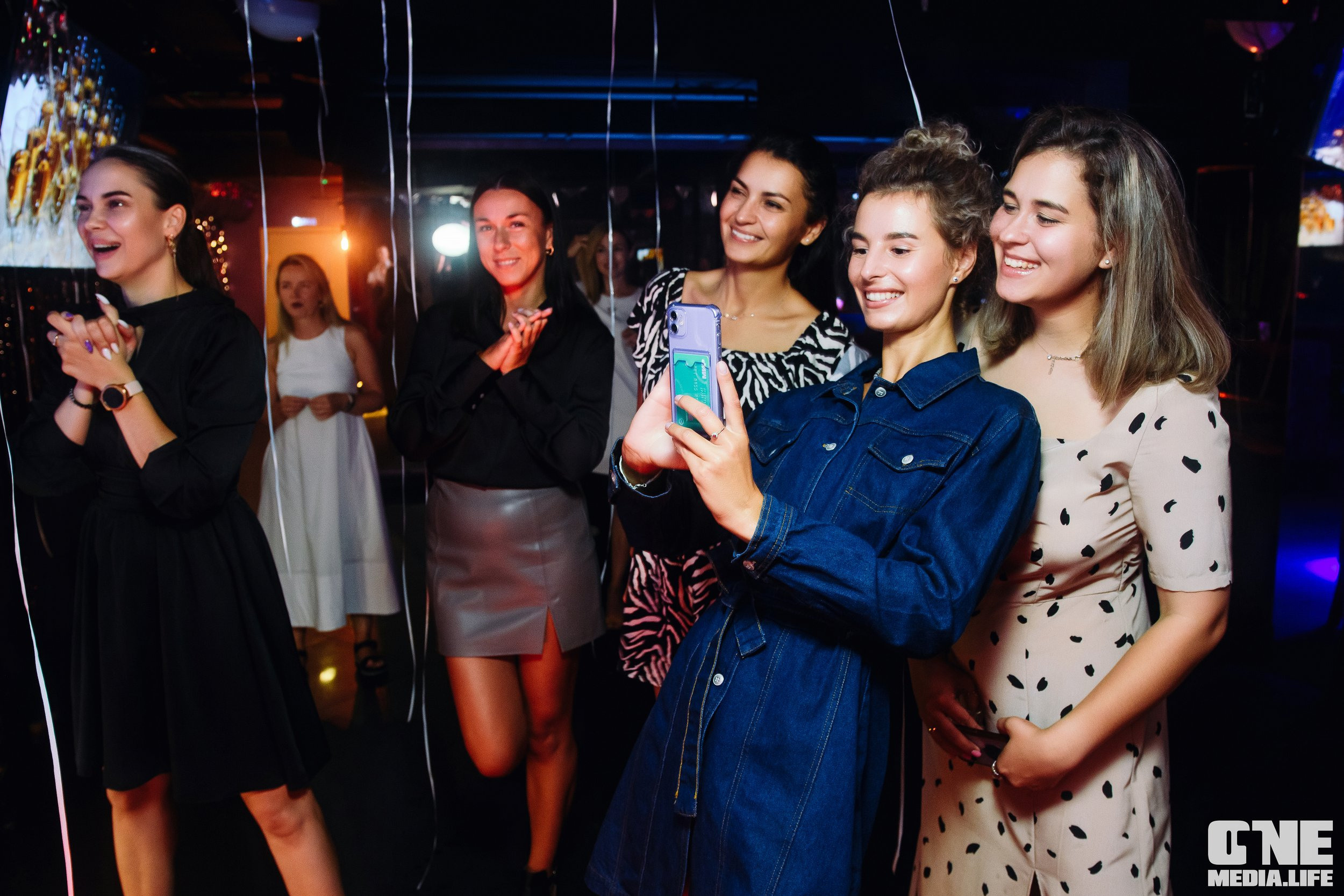 Фоторепортаж из караоке-клуба Эйфория. One Media Life: фоторепортажи, фотоотчеты с мероприятий и заведений