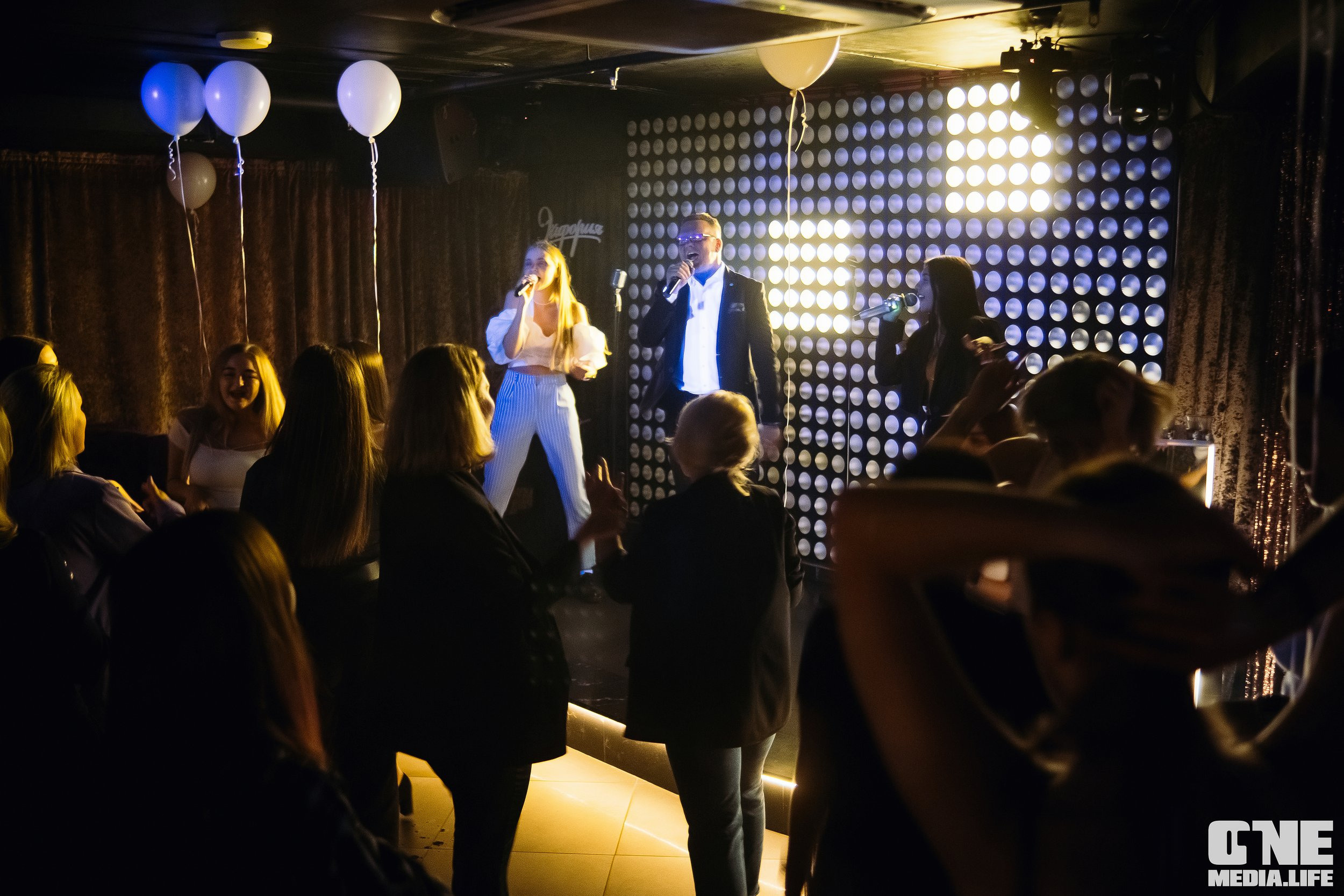 Фоторепортаж из караоке-клуба Эйфория. One Media Life: фоторепортажи, фотоотчеты с мероприятий и заведений