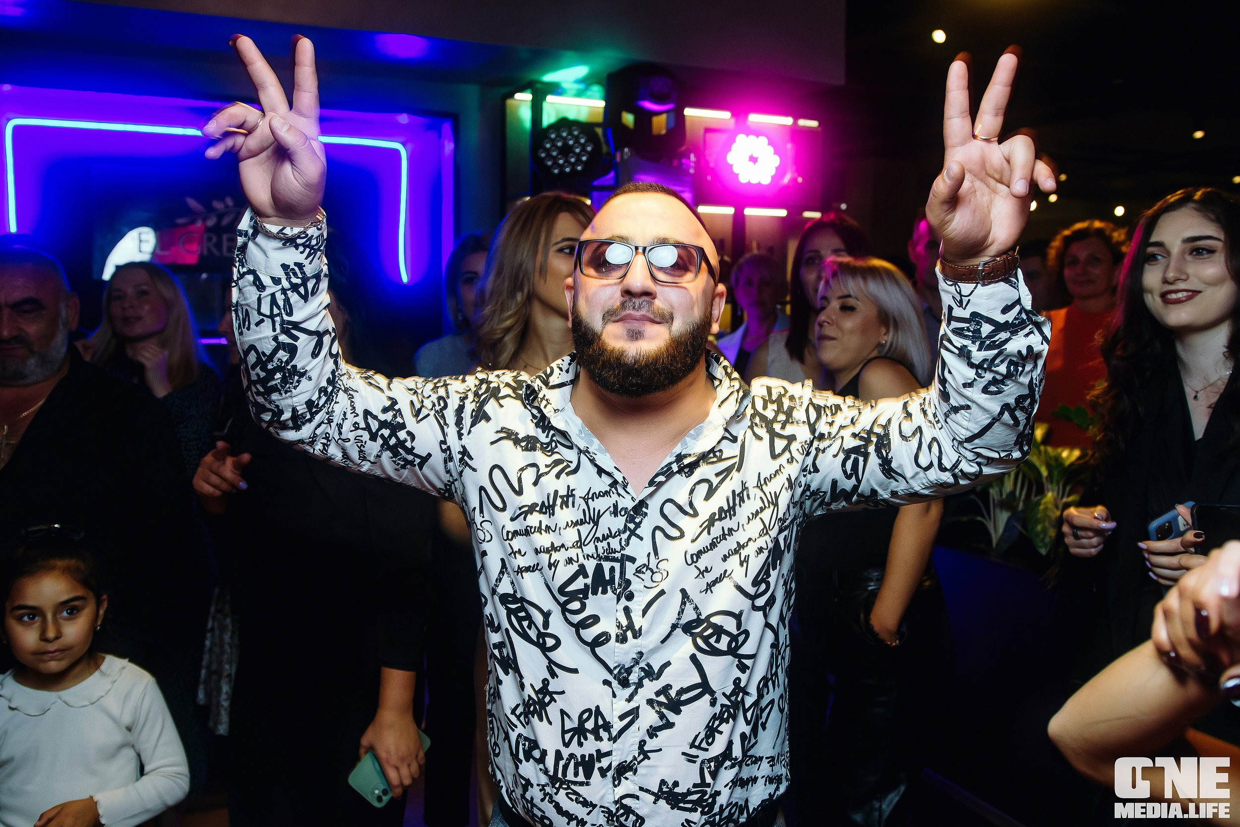 Большая греческая вечеринка в El Greco. One Media Life: фоторепортажи, фотоотчеты с мероприятий и заведений