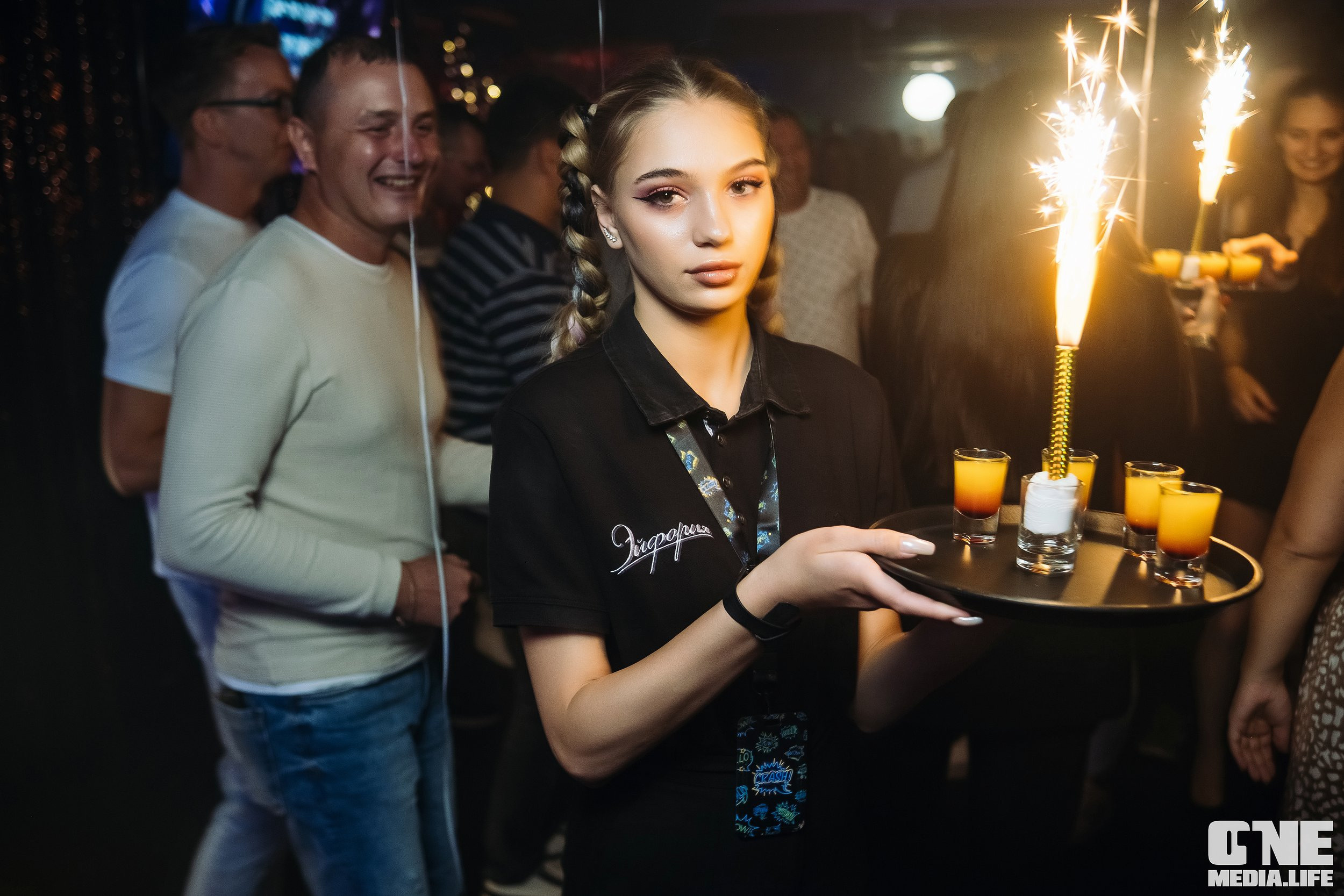 Фоторепортаж из караоке-клуба Эйфория. One Media Life: фоторепортажи, фотоотчеты с мероприятий и заведений