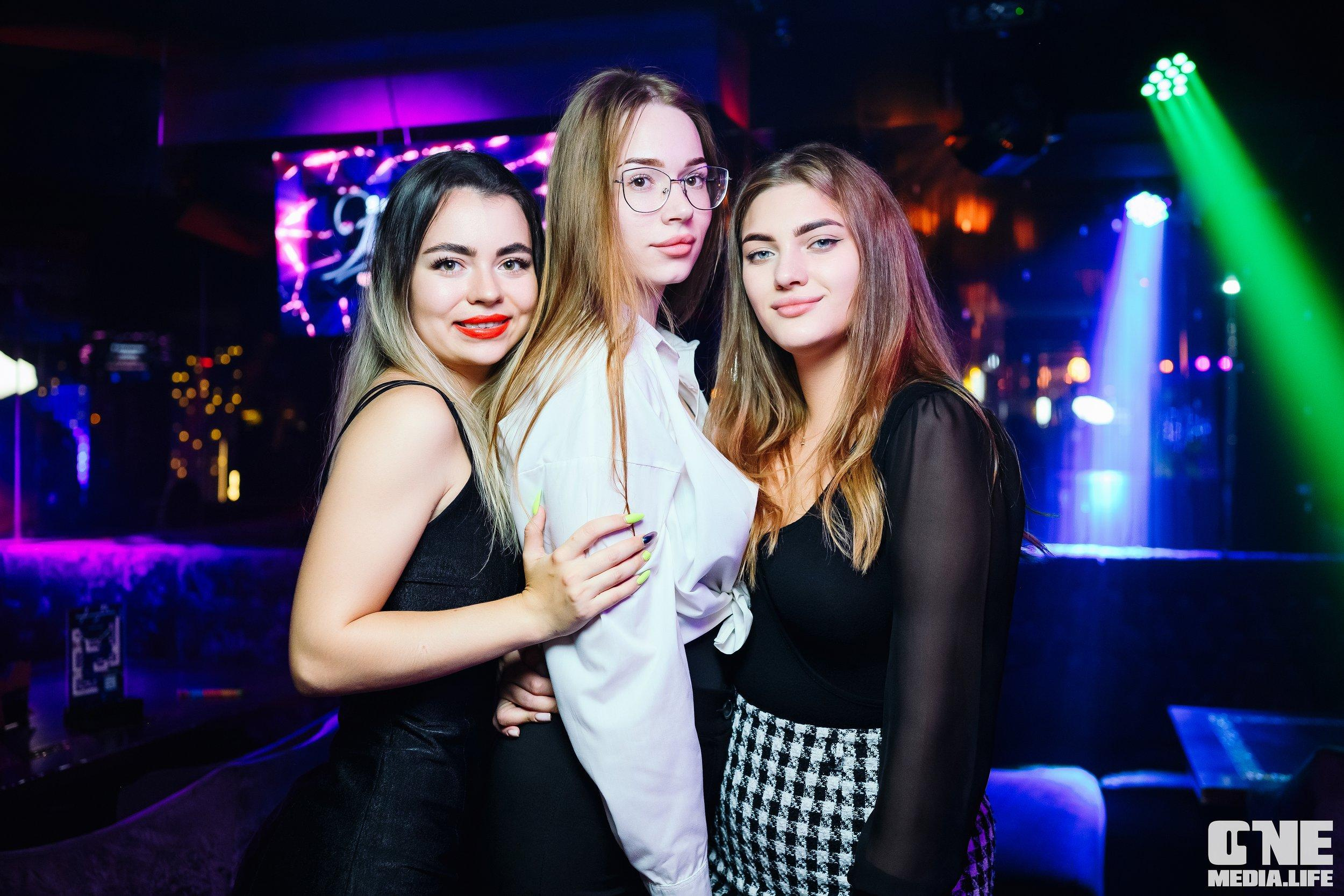 Фоторепортаж из караоке-клуба Эйфория. One Media Life: фоторепортажи, фотоотчеты с мероприятий и заведений