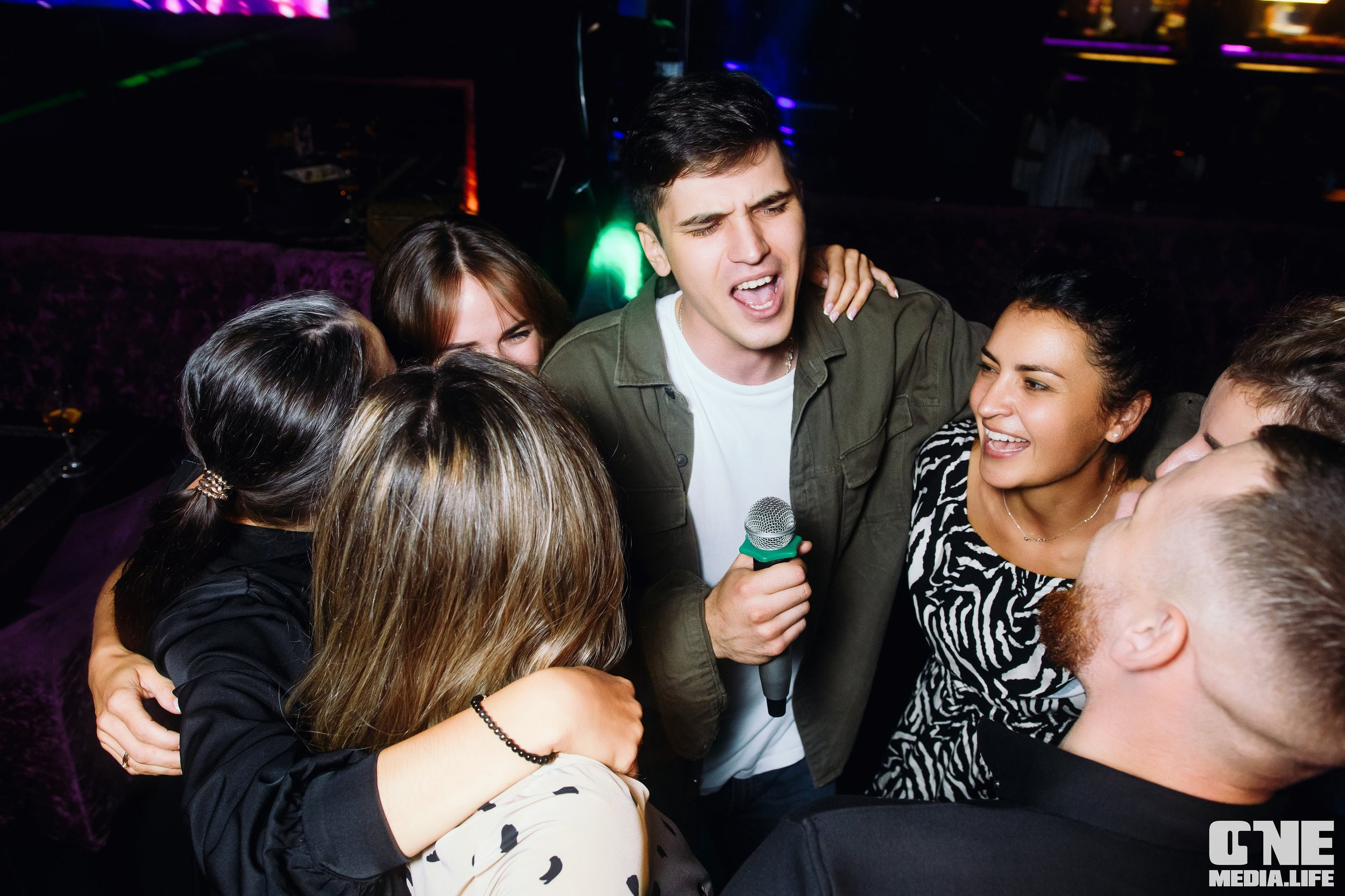 Фоторепортаж из караоке-клуба Эйфория. One Media Life: фоторепортажи, фотоотчеты с мероприятий и заведений