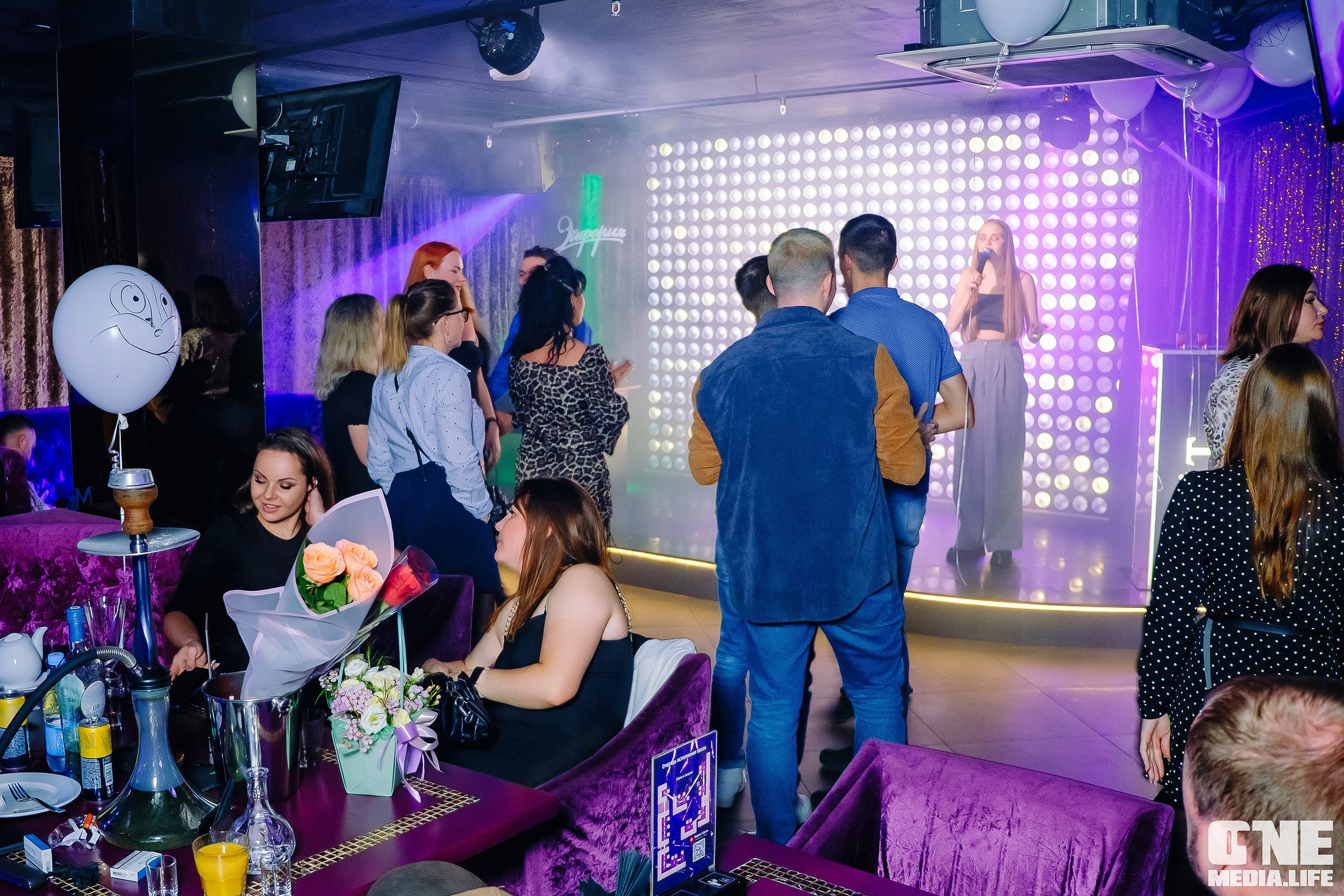 Фоторепортаж из караоке-клуба Эйфория. One Media Life: фоторепортажи, фотоотчеты с мероприятий и заведений