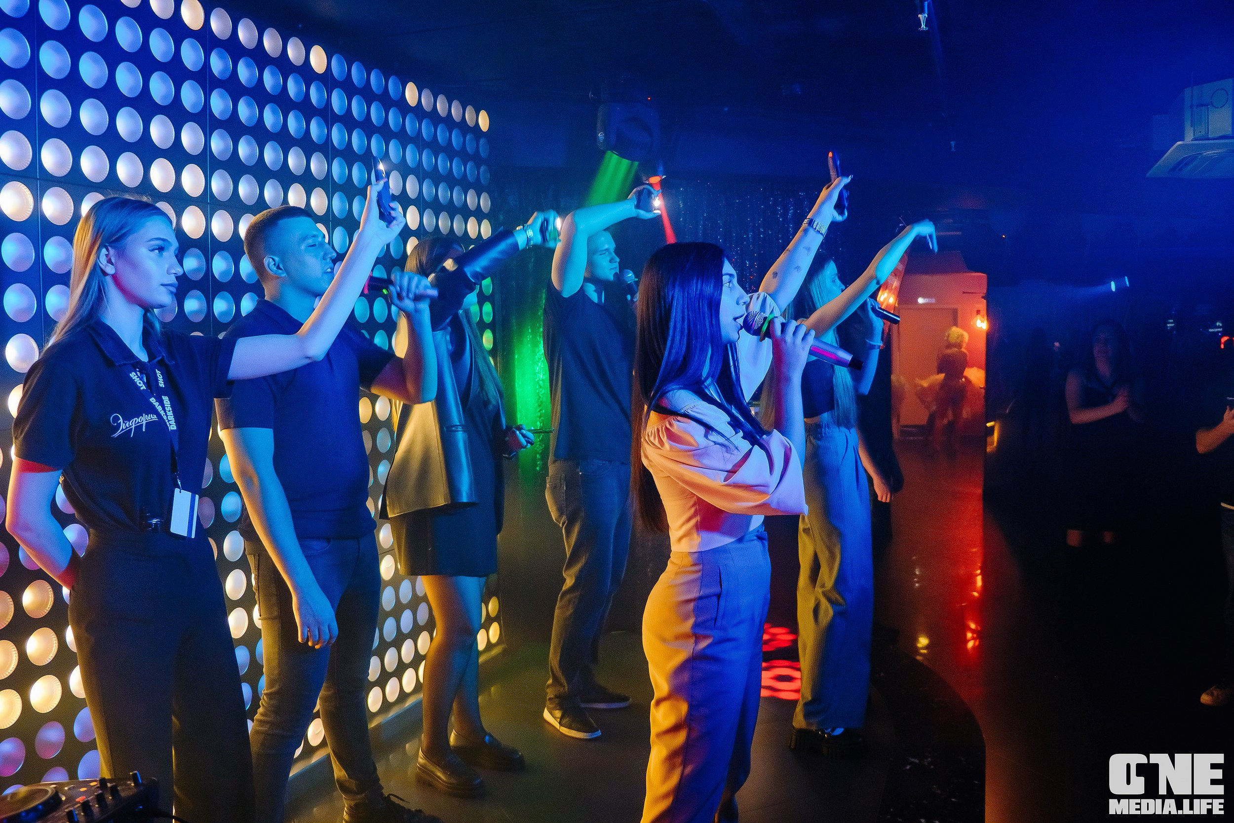 Фоторепортаж из караоке-клуба Эйфория. One Media Life: фоторепортажи, фотоотчеты с мероприятий и заведений