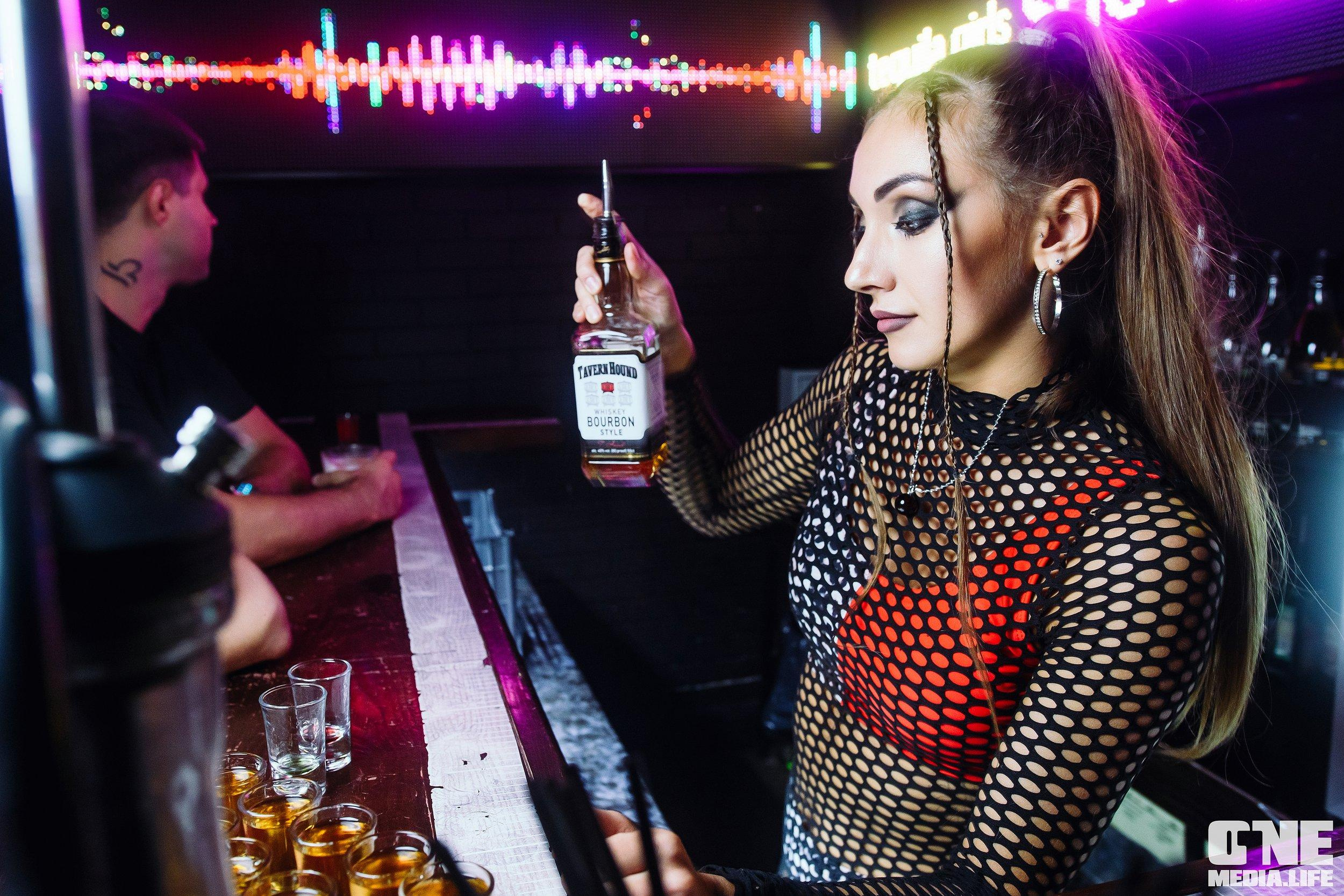 Фоторепортаж из экстрим бара XXXX. One Media Life: фоторепортажи, фотоотчеты с мероприятий и заведений