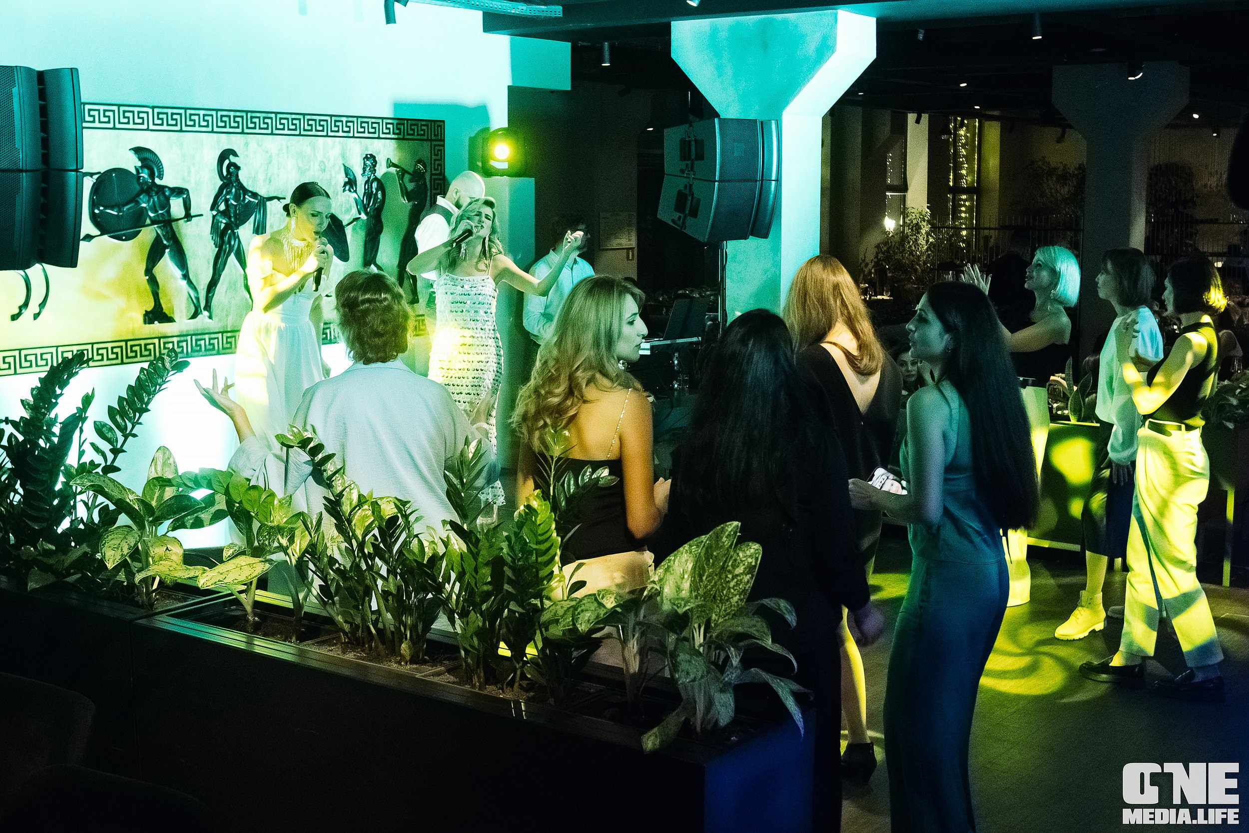 Большая греческая вечеринка в El Greco. One Media Life: фоторепортажи, фотоотчеты с мероприятий и заведений