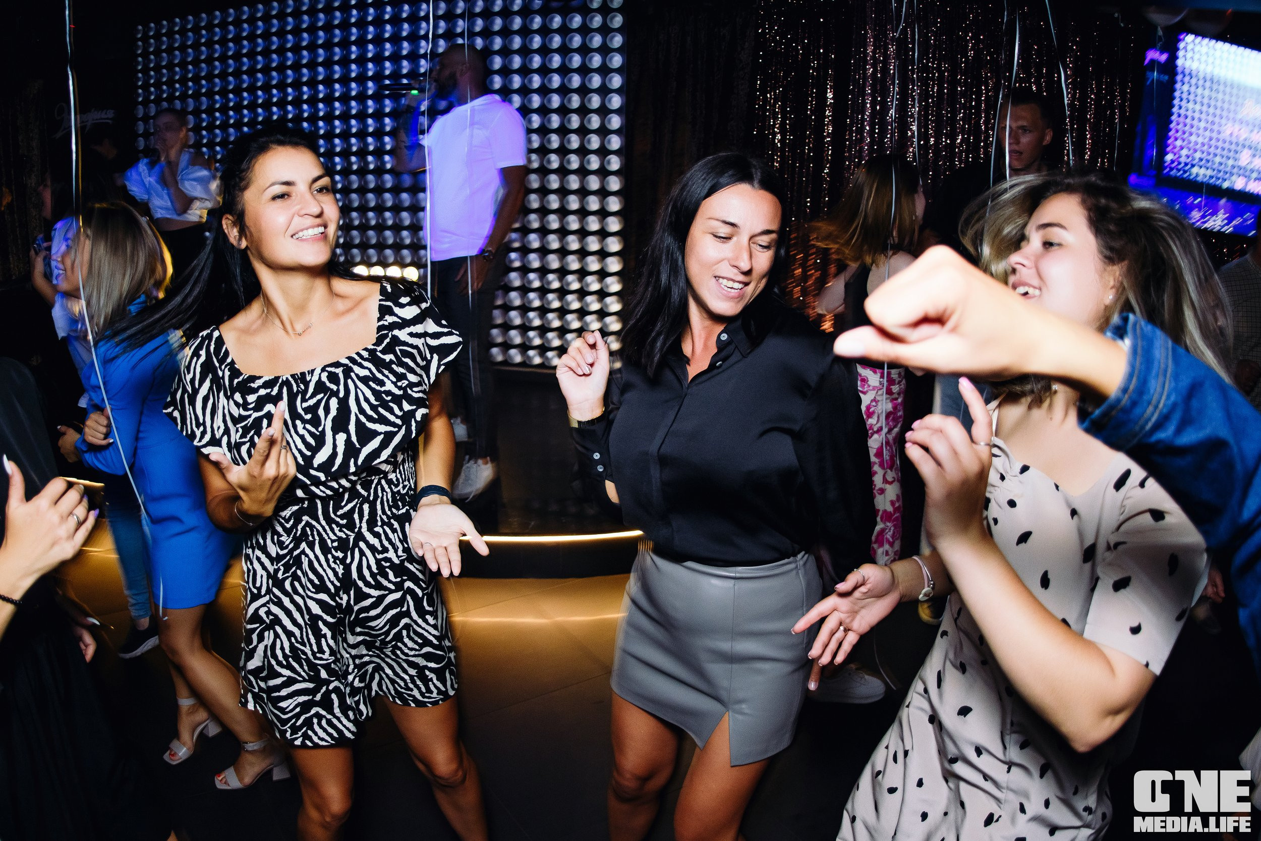 Фоторепортаж из караоке-клуба Эйфория. One Media Life: фоторепортажи, фотоотчеты с мероприятий и заведений