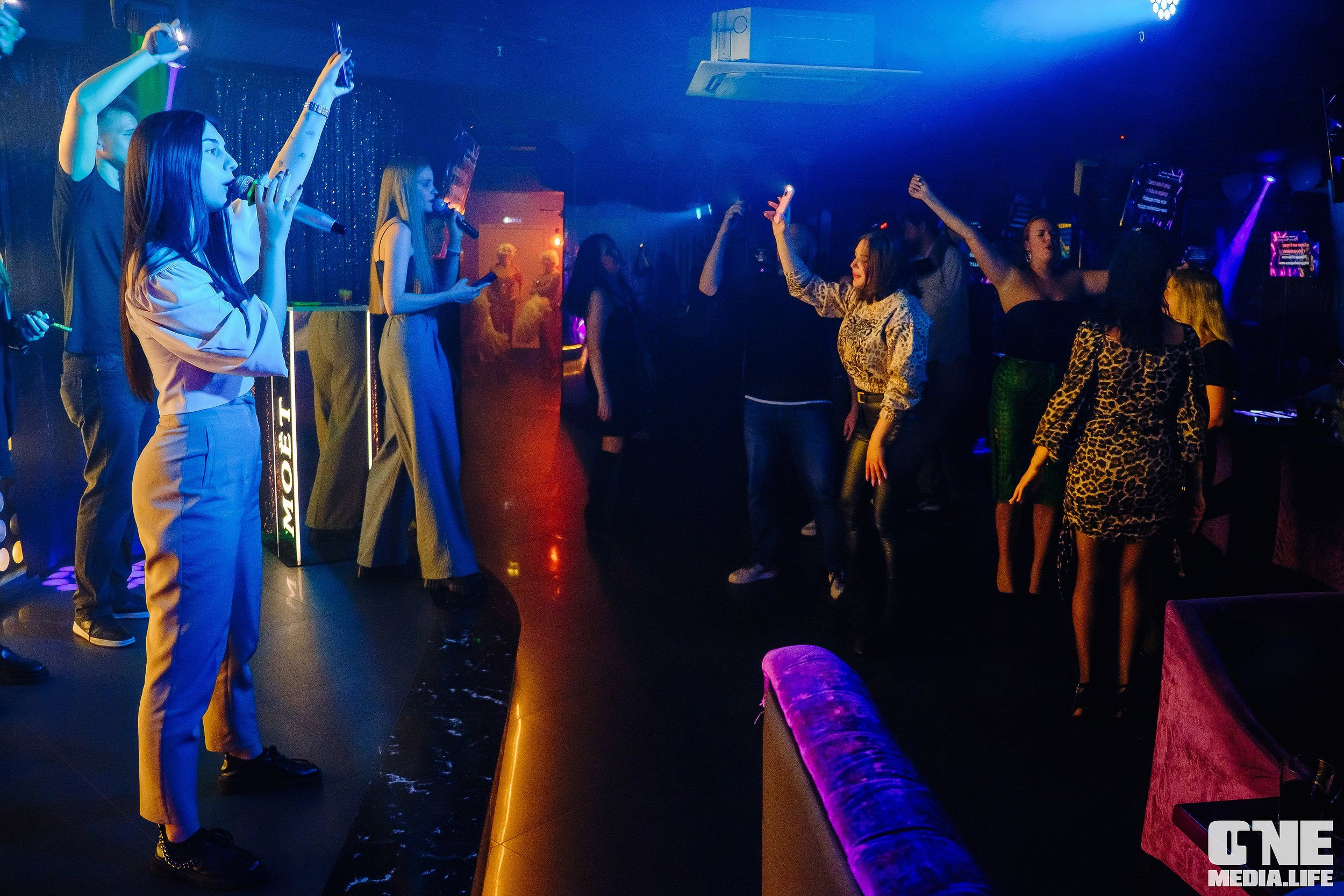 Фоторепортаж из караоке-клуба Эйфория. One Media Life: фоторепортажи, фотоотчеты с мероприятий и заведений