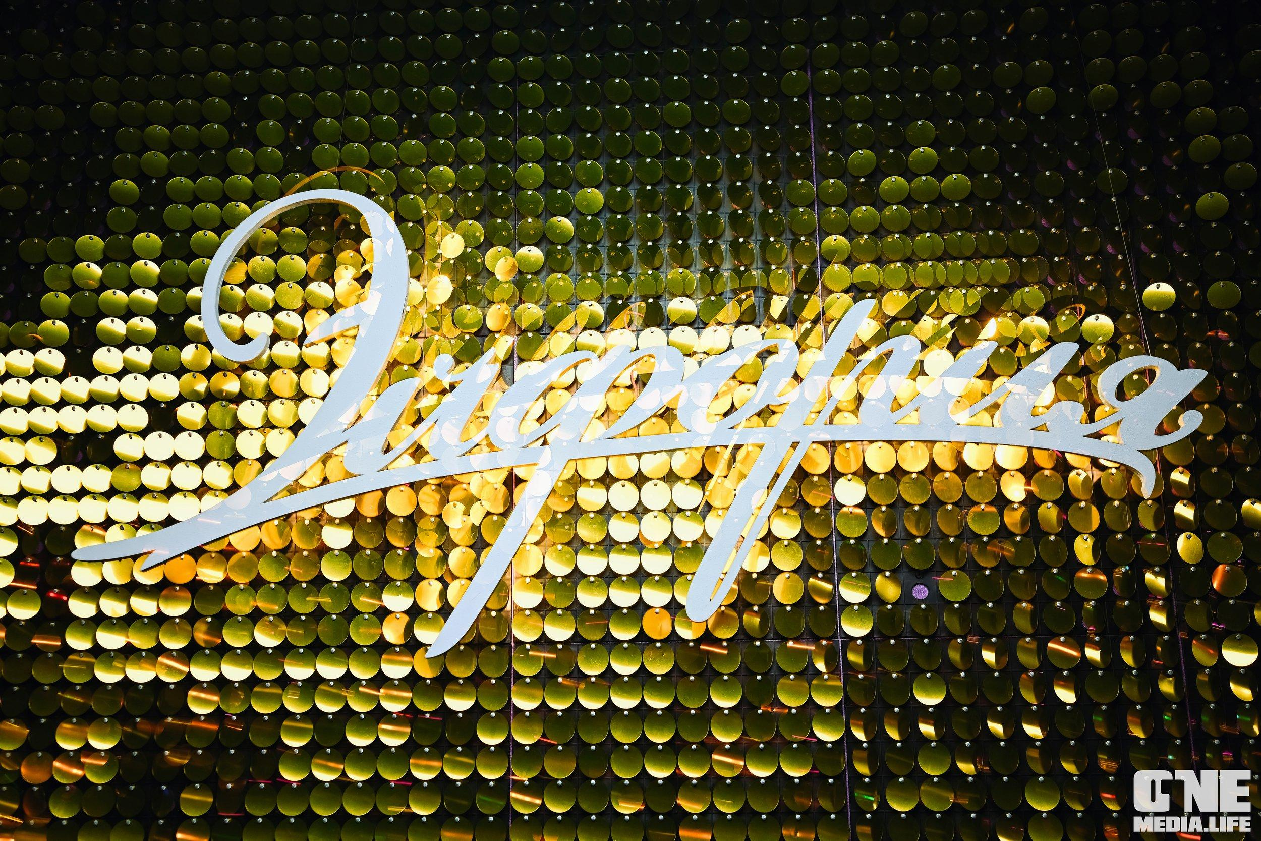 Фоторепортаж из караоке-клуба Эйфория. One Media Life: фоторепортажи, фотоотчеты с мероприятий и заведений