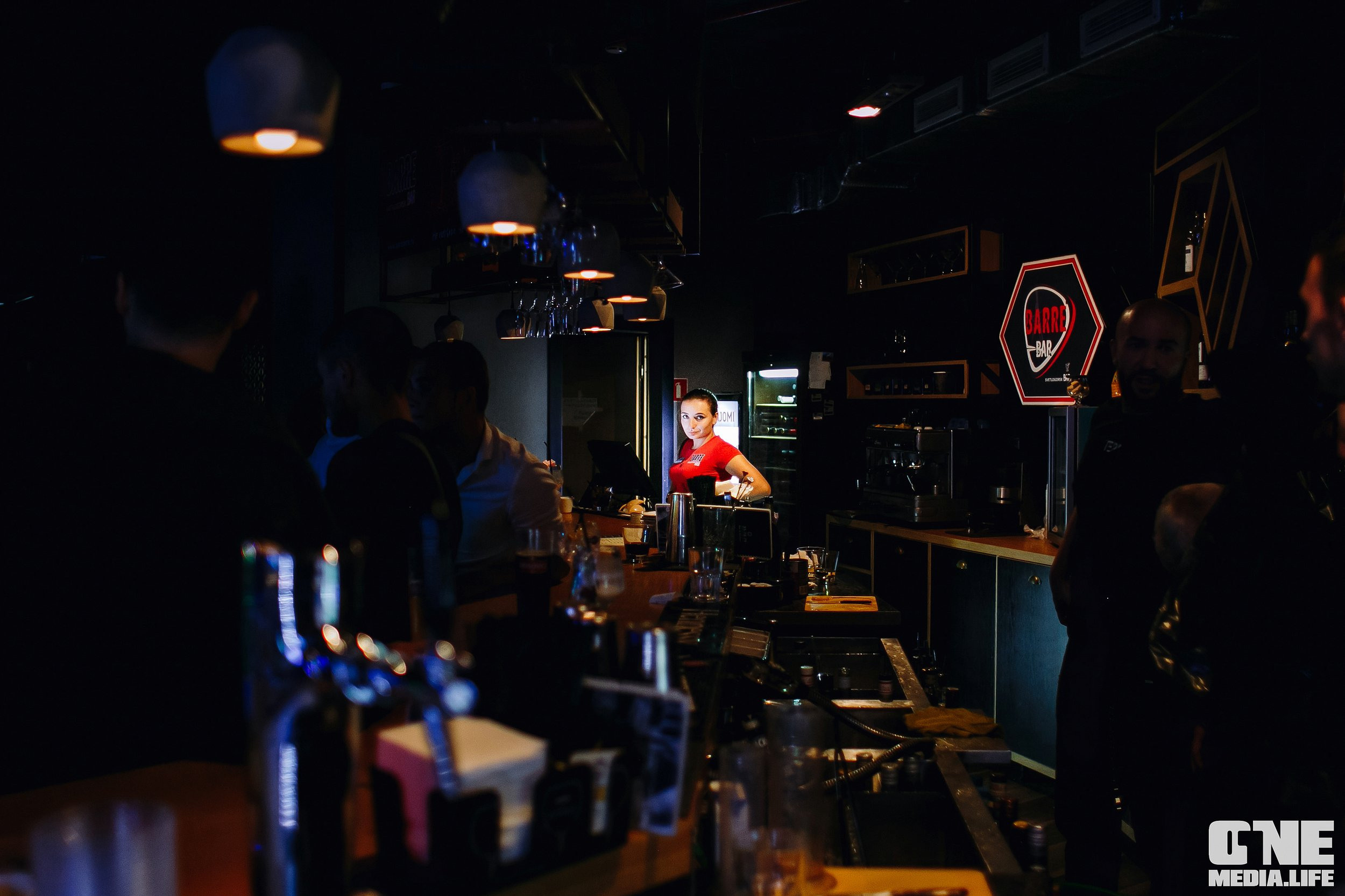 Фоторепортаж из бара Барре. One Media Life: фоторепортажи, фотоотчеты с мероприятий и заведений