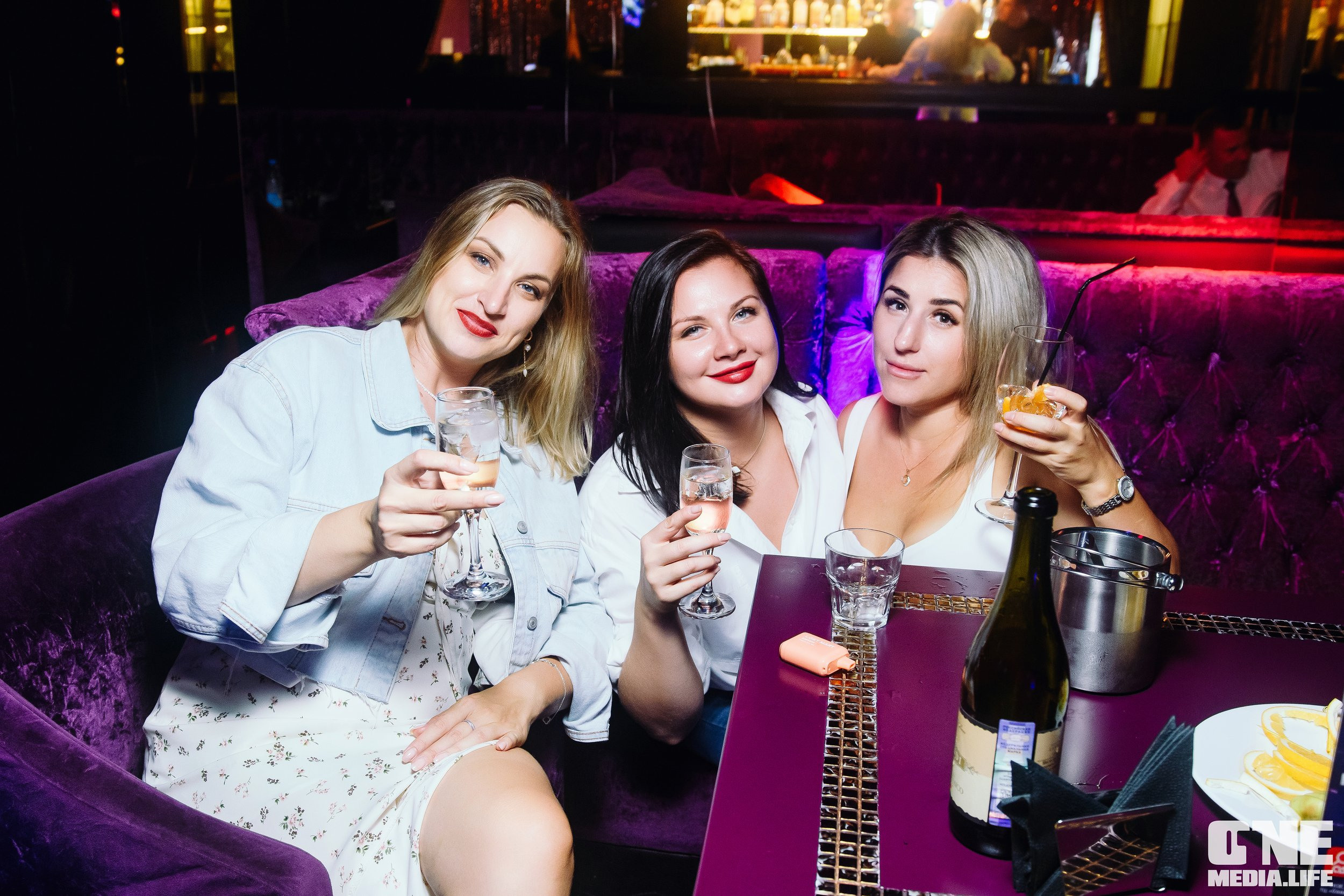 Фоторепортаж из караоке-клуба Эйфория. One Media Life: фоторепортажи, фотоотчеты с мероприятий и заведений