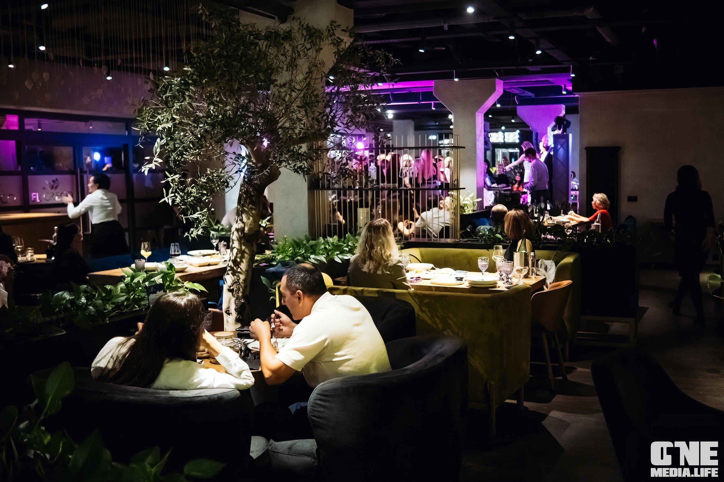 Большая греческая вечеринка в El Greco. One Media Life: фоторепортажи, фотоотчеты с мероприятий и заведений