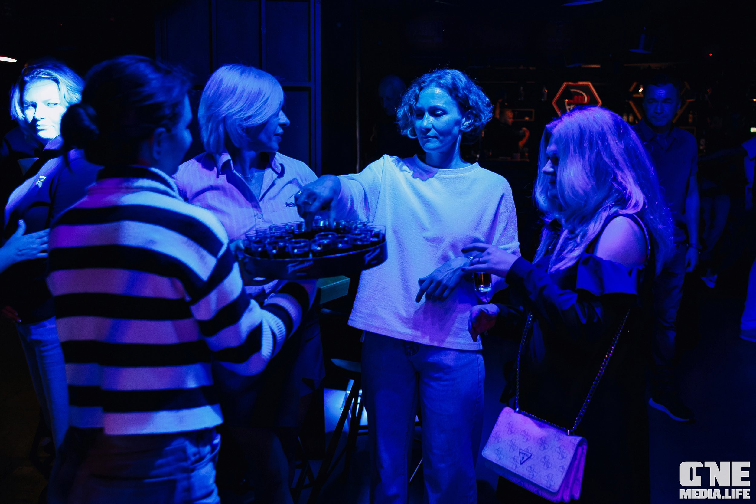 Фоторепортаж из бара Барре. One Media Life: фоторепортажи, фотоотчеты с мероприятий и заведений