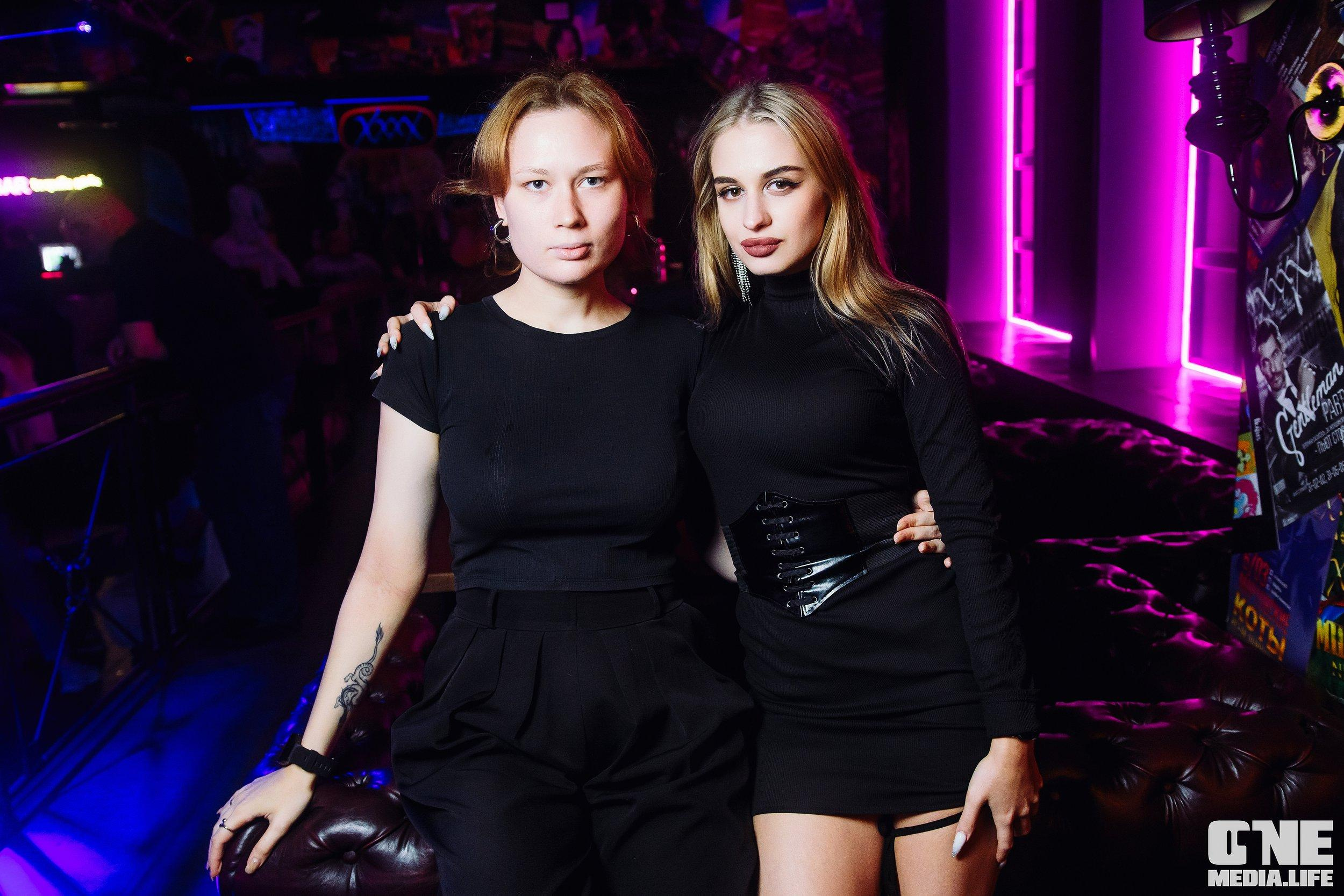 Фоторепортаж из экстрим бара XXXX. One Media Life: фоторепортажи, фотоотчеты с мероприятий и заведений