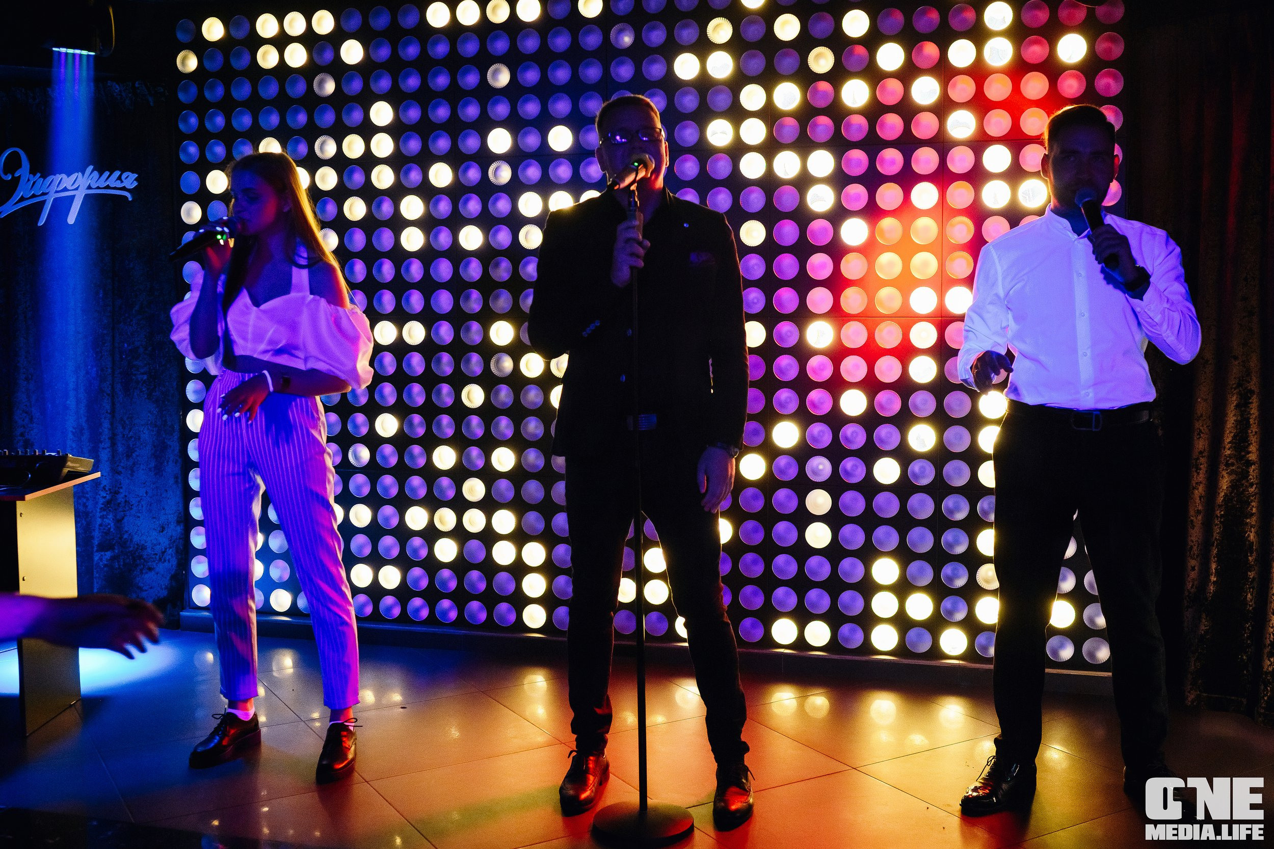 Фоторепортаж из караоке-клуба Эйфория. One Media Life: фоторепортажи, фотоотчеты с мероприятий и заведений