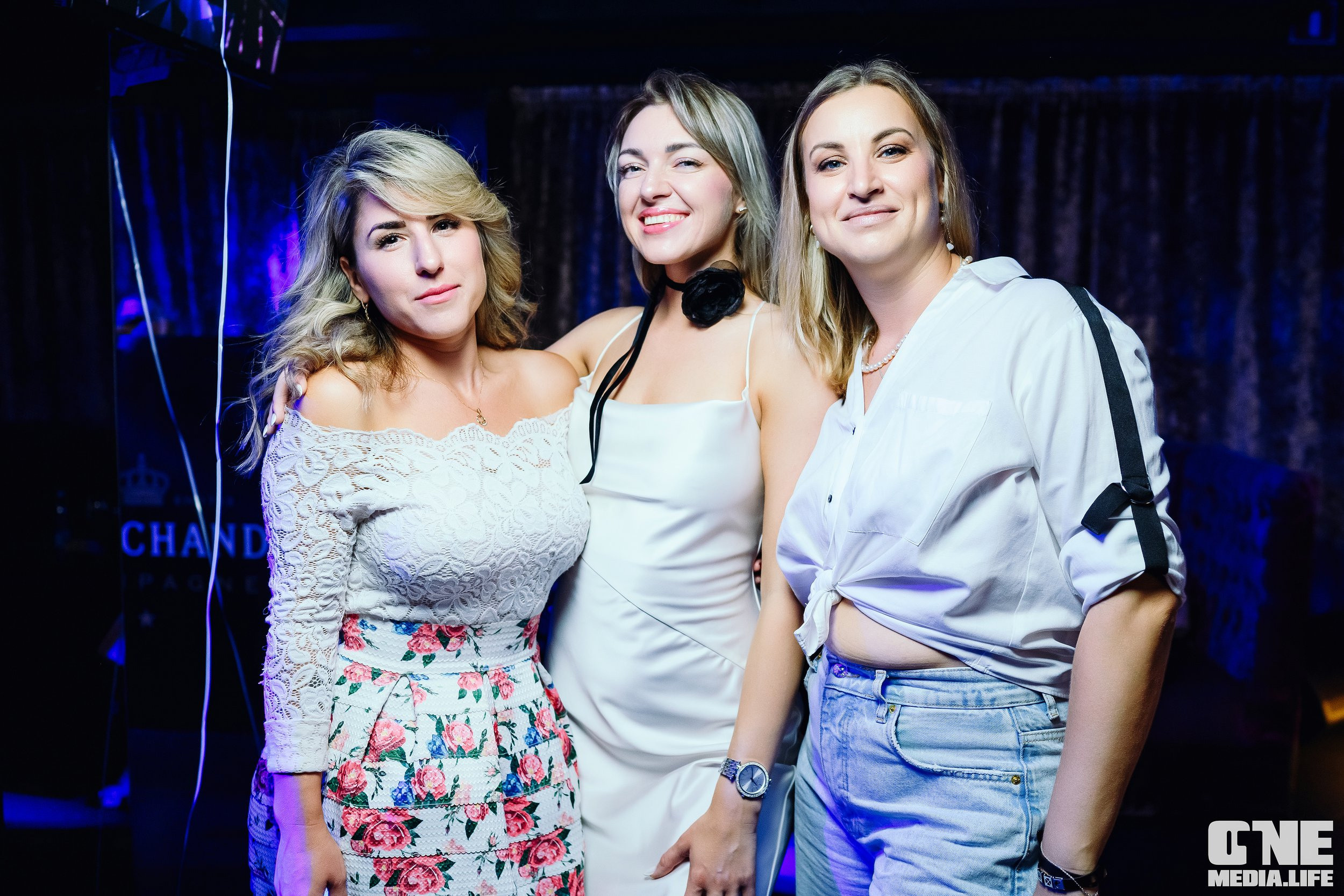 Фоторепортаж из караоке-клуба Эйфория. One Media Life: фоторепортажи, фотоотчеты с мероприятий и заведений